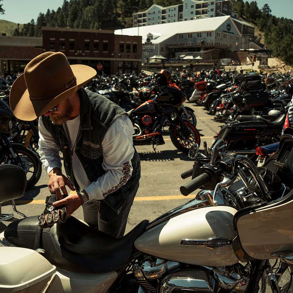 attend harley-davidson events