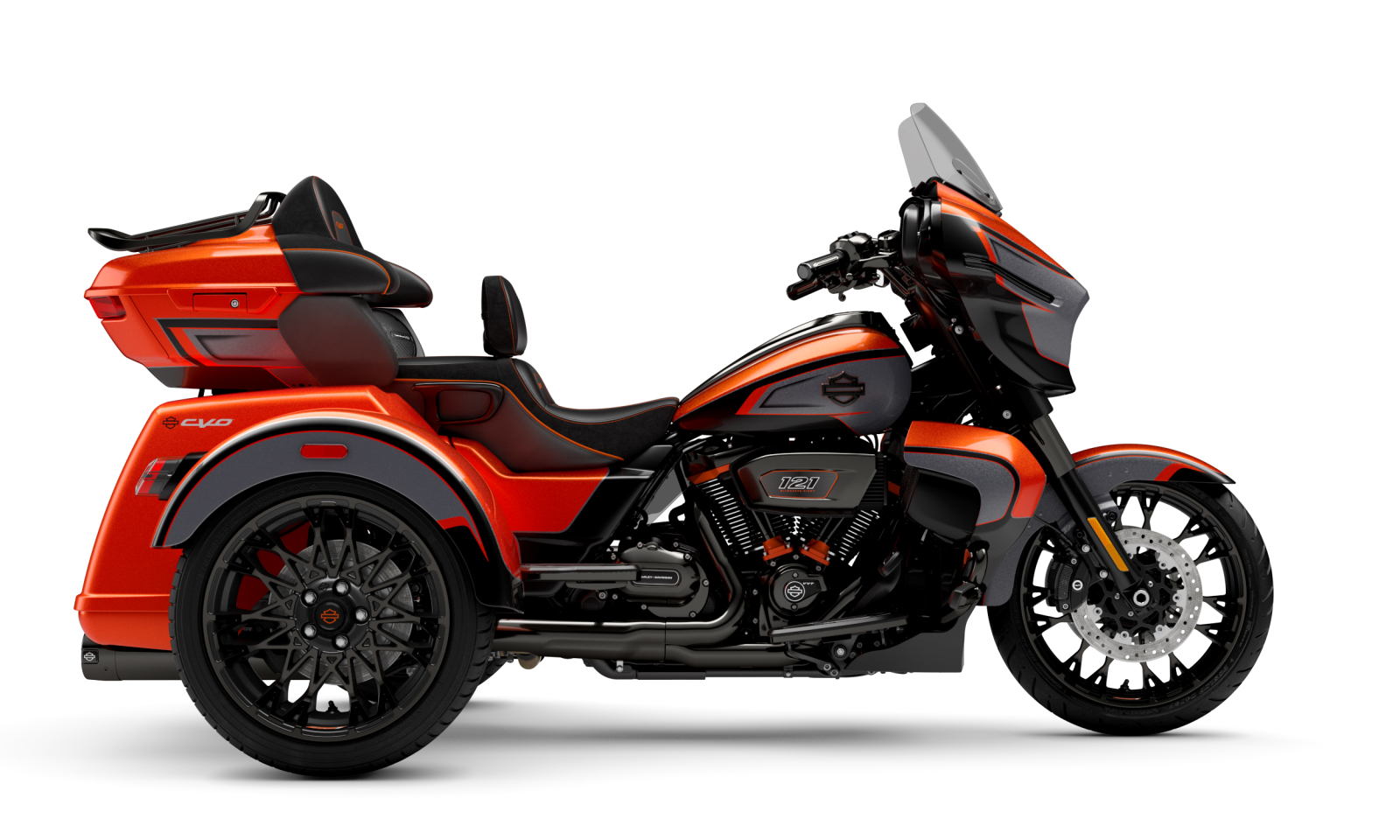 2026-cvo-street-glide-3-limited-m65b-motorcycle