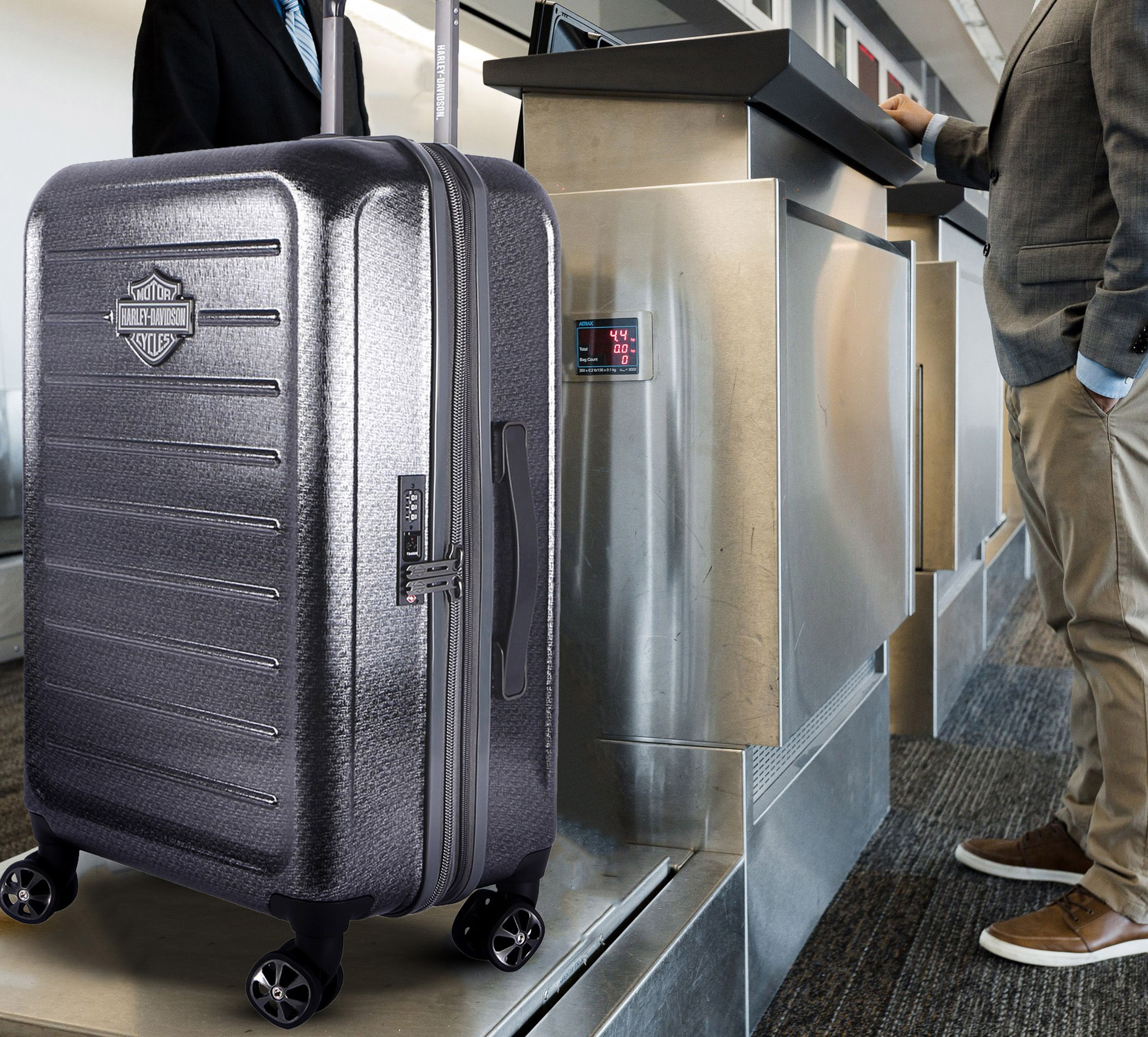 Cruiser 30" Large Hardside Luggage