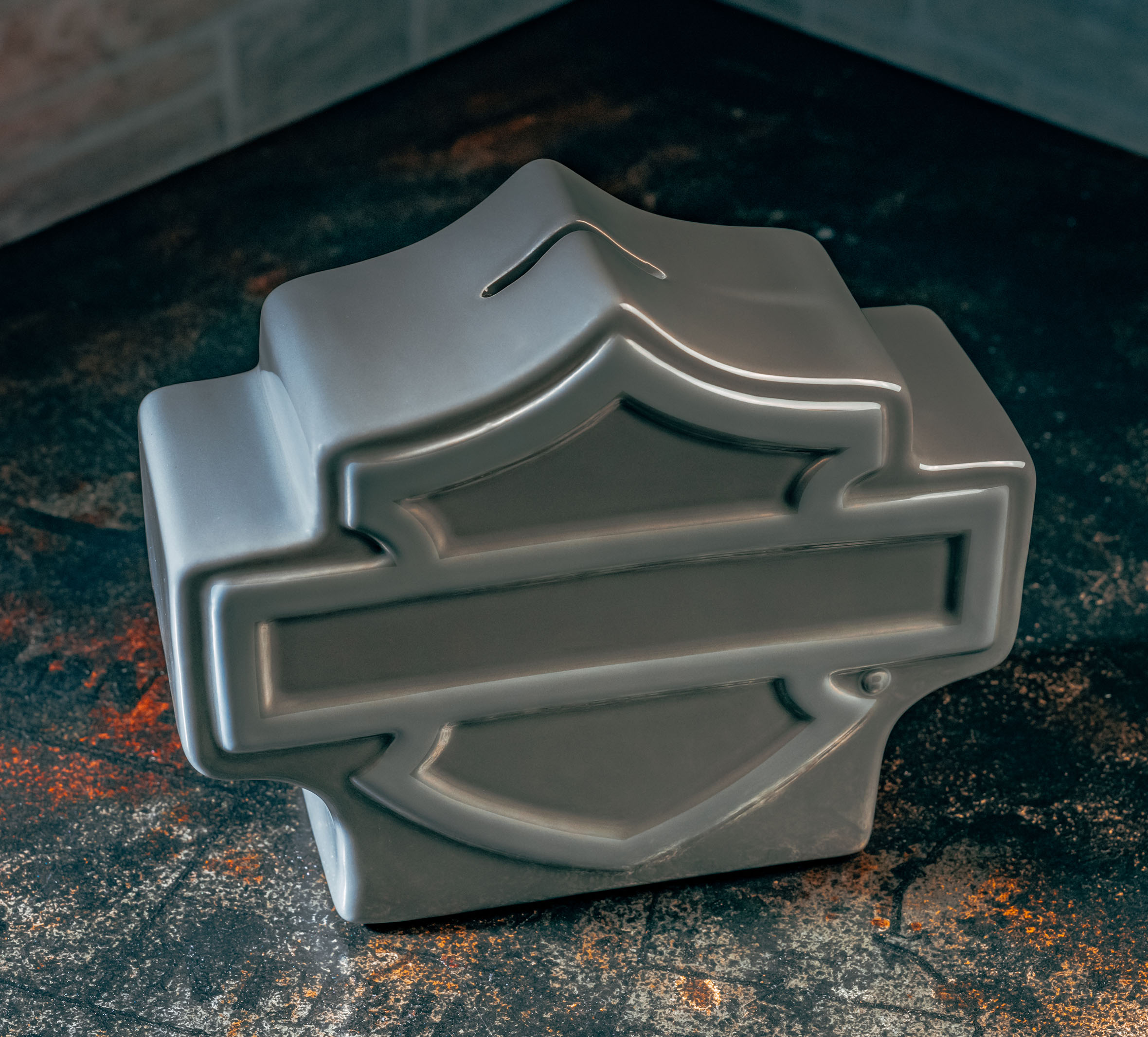 Open Bar &Shield Shaped Bank