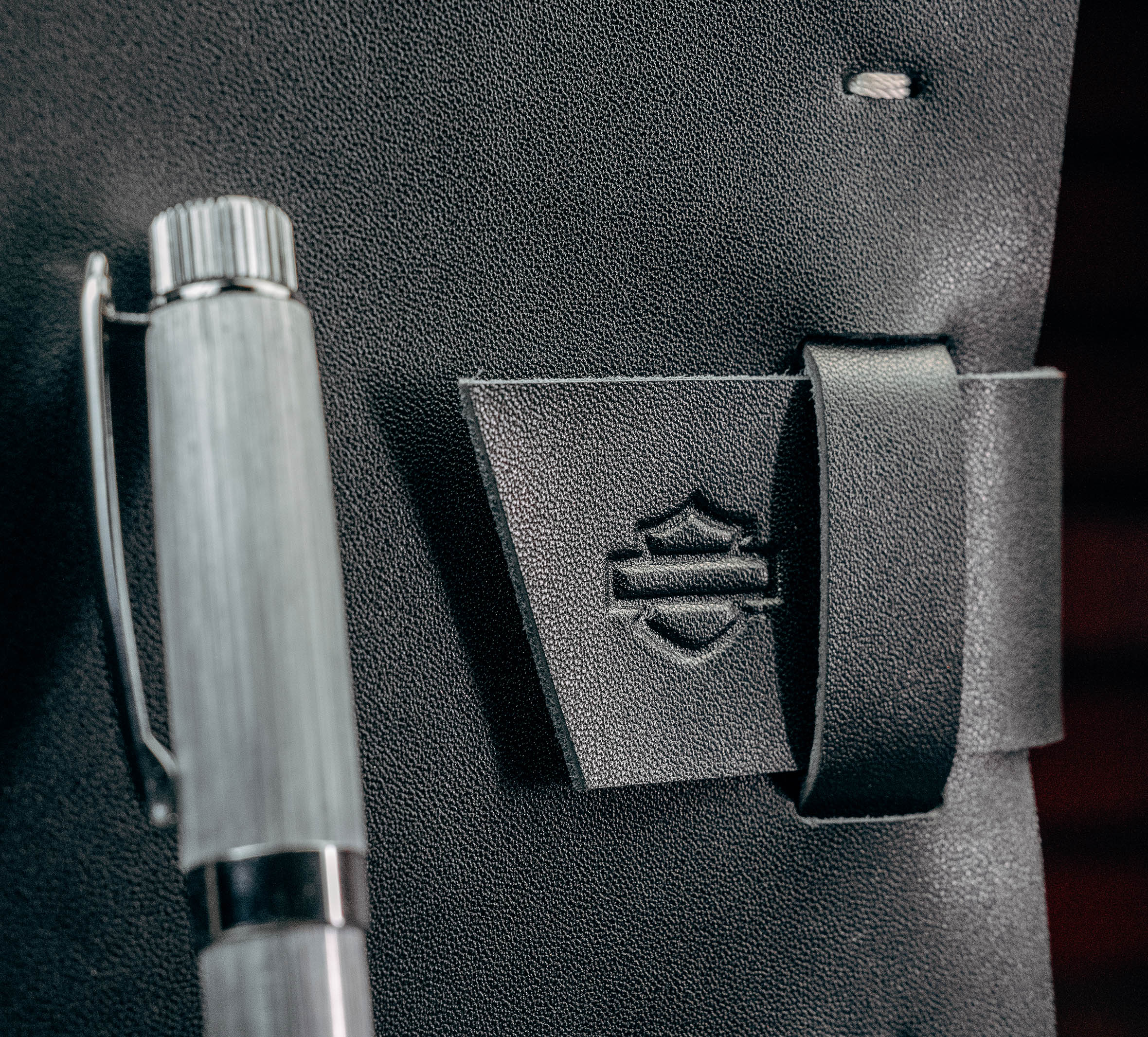 Open Bar & Shield Journal & Pen Set