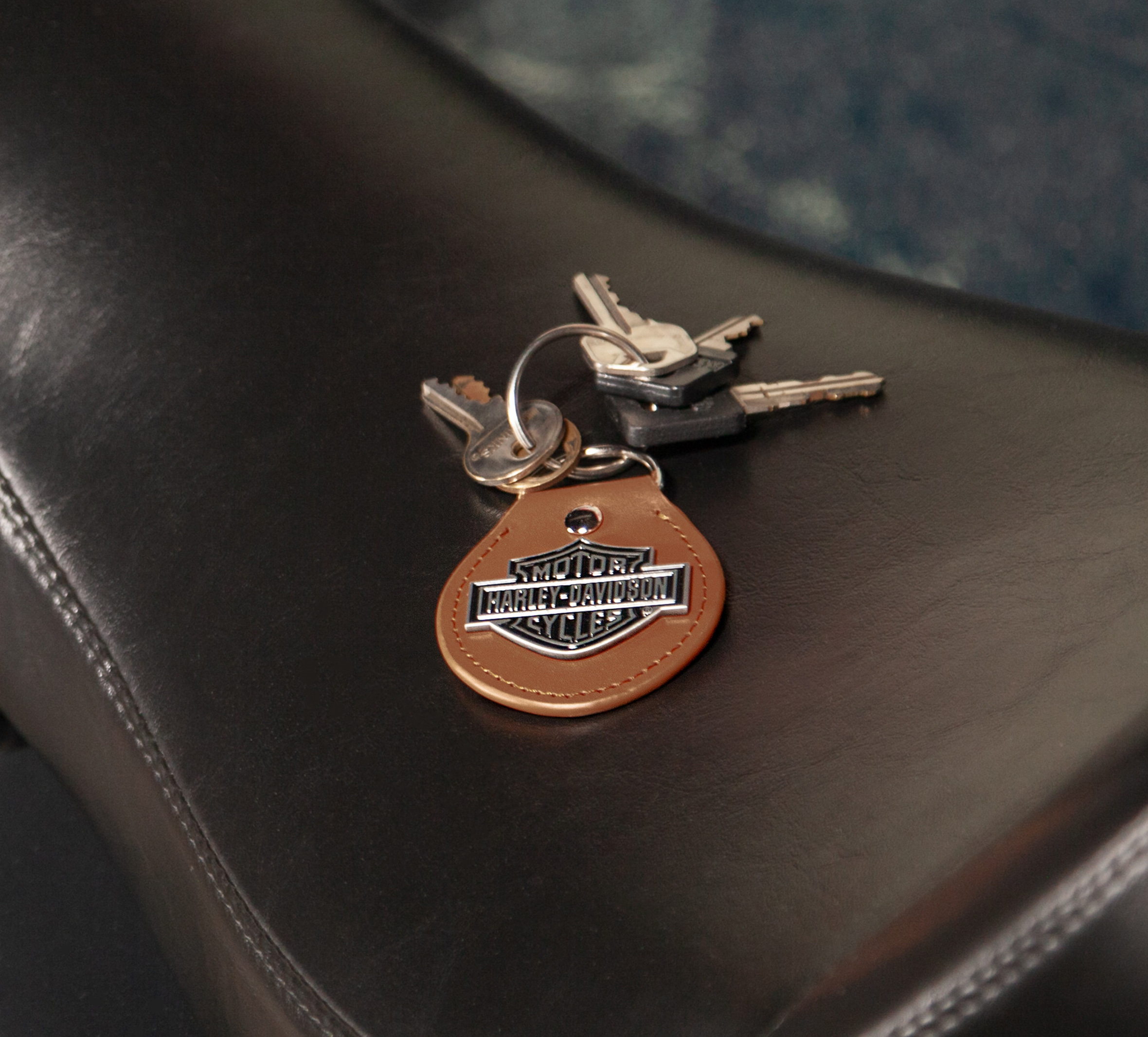 Bar & Shield 4-Piece Decal + Key Chain Assortment