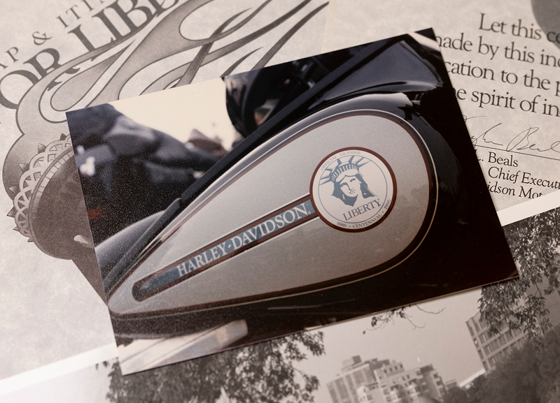 Photo of Harley-Davidson fuel tank with Liberty Edition Statue of Liberty graphics