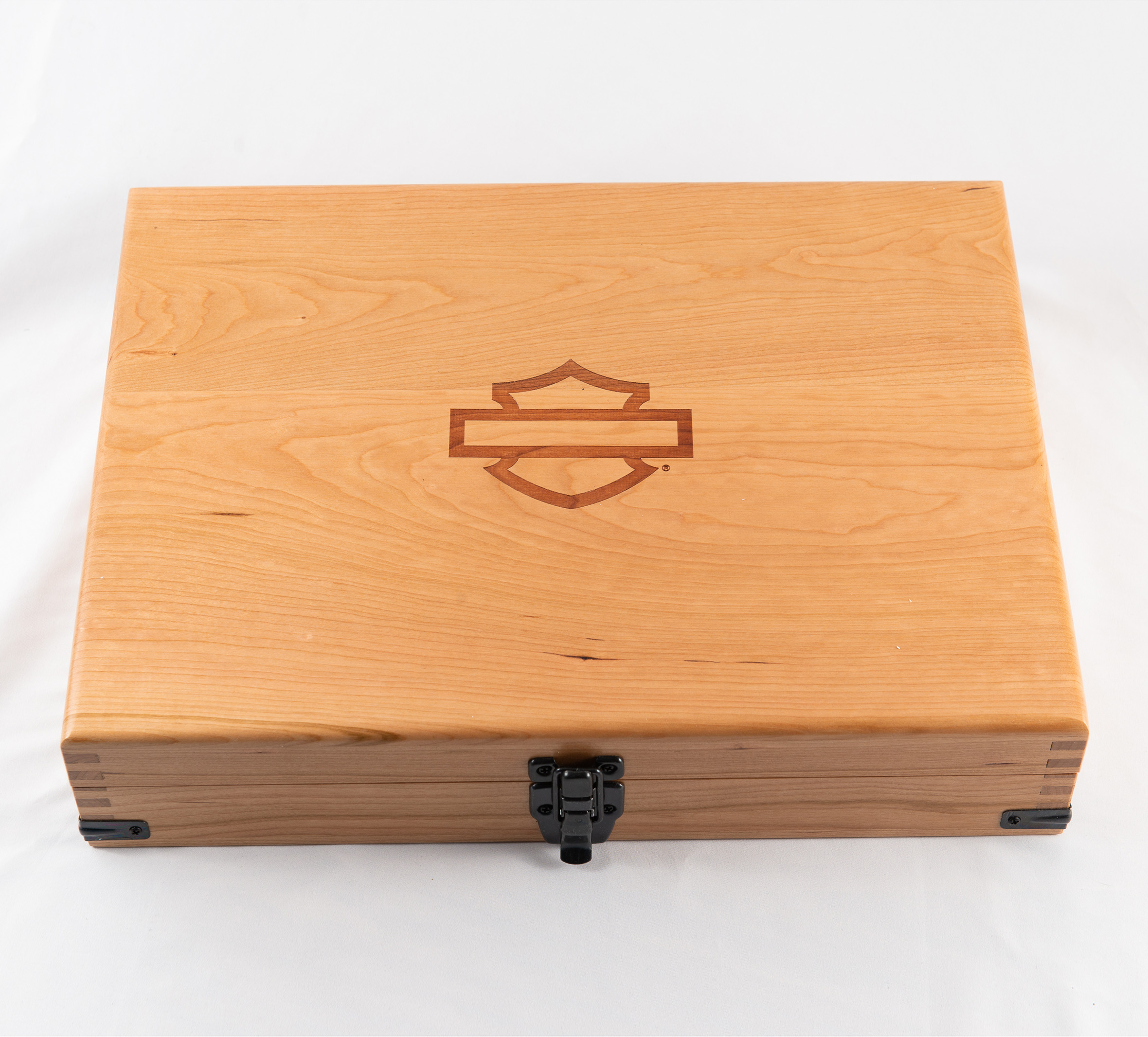 H-D Deluxe 3 in 1 Game Set Four across / Checkers / Playing cards