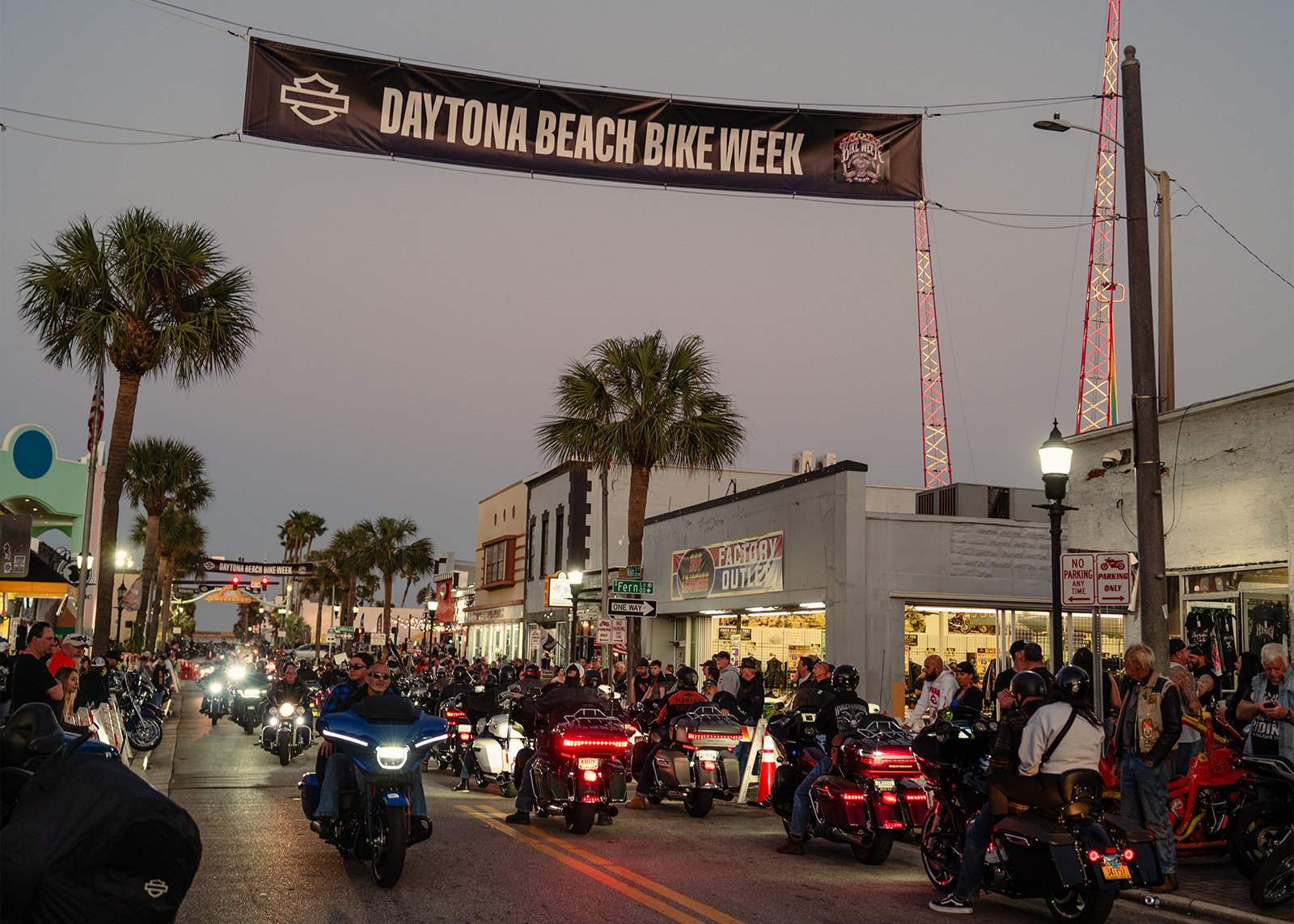 Droves of bikers flood Main Street in Daytona Beach at dusk