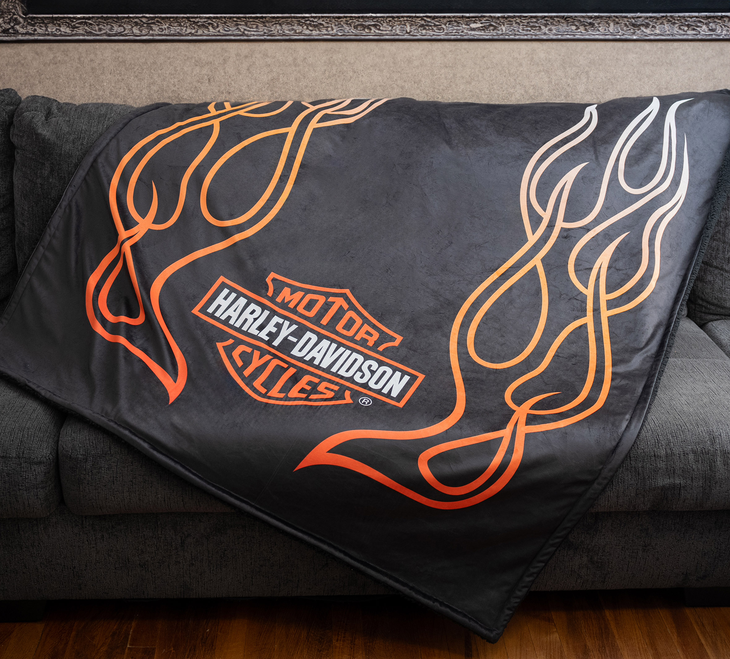 Bar & Shield Flames Blanket