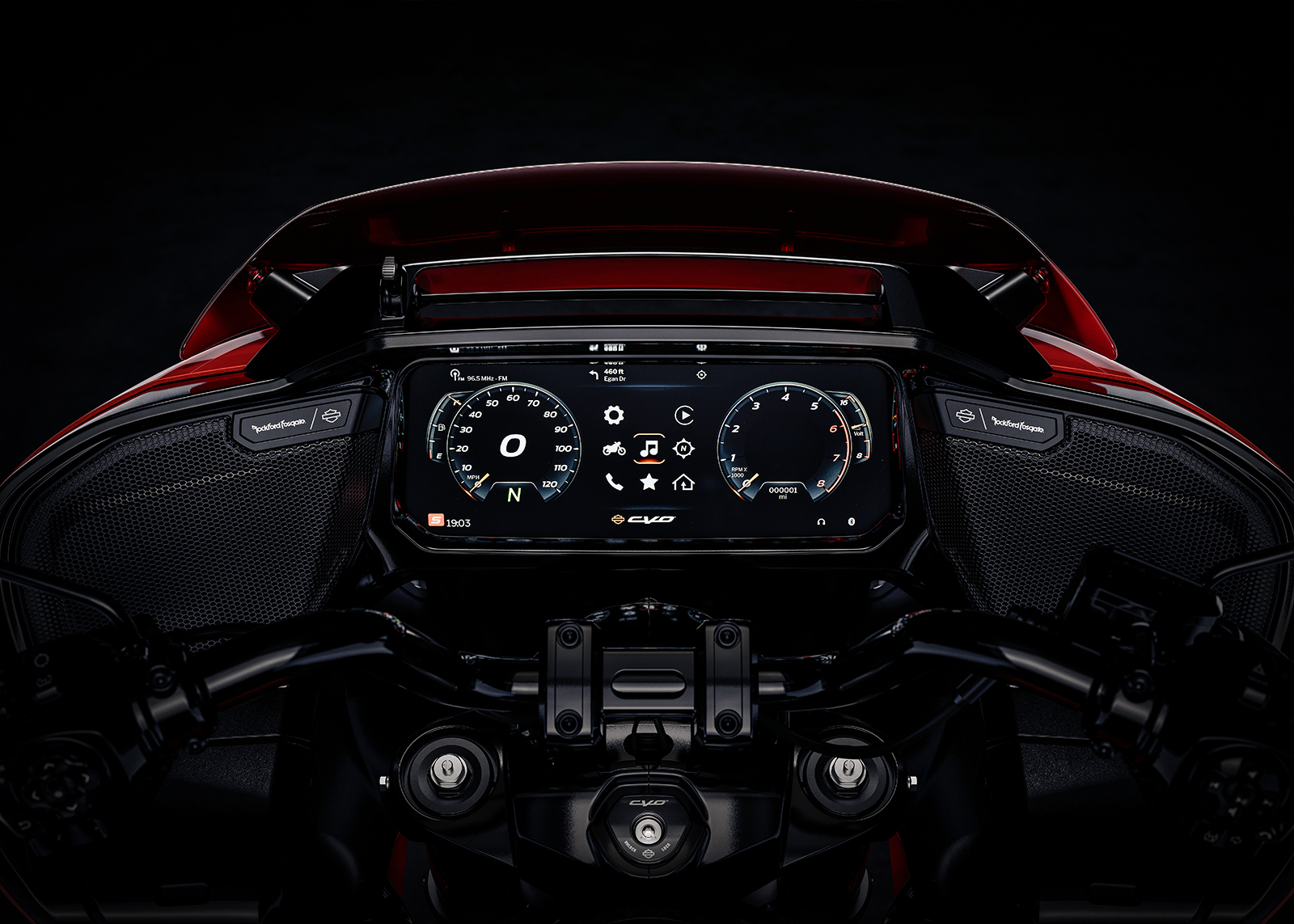 2026 CVO Road Glide ST Beauty Skyline OS