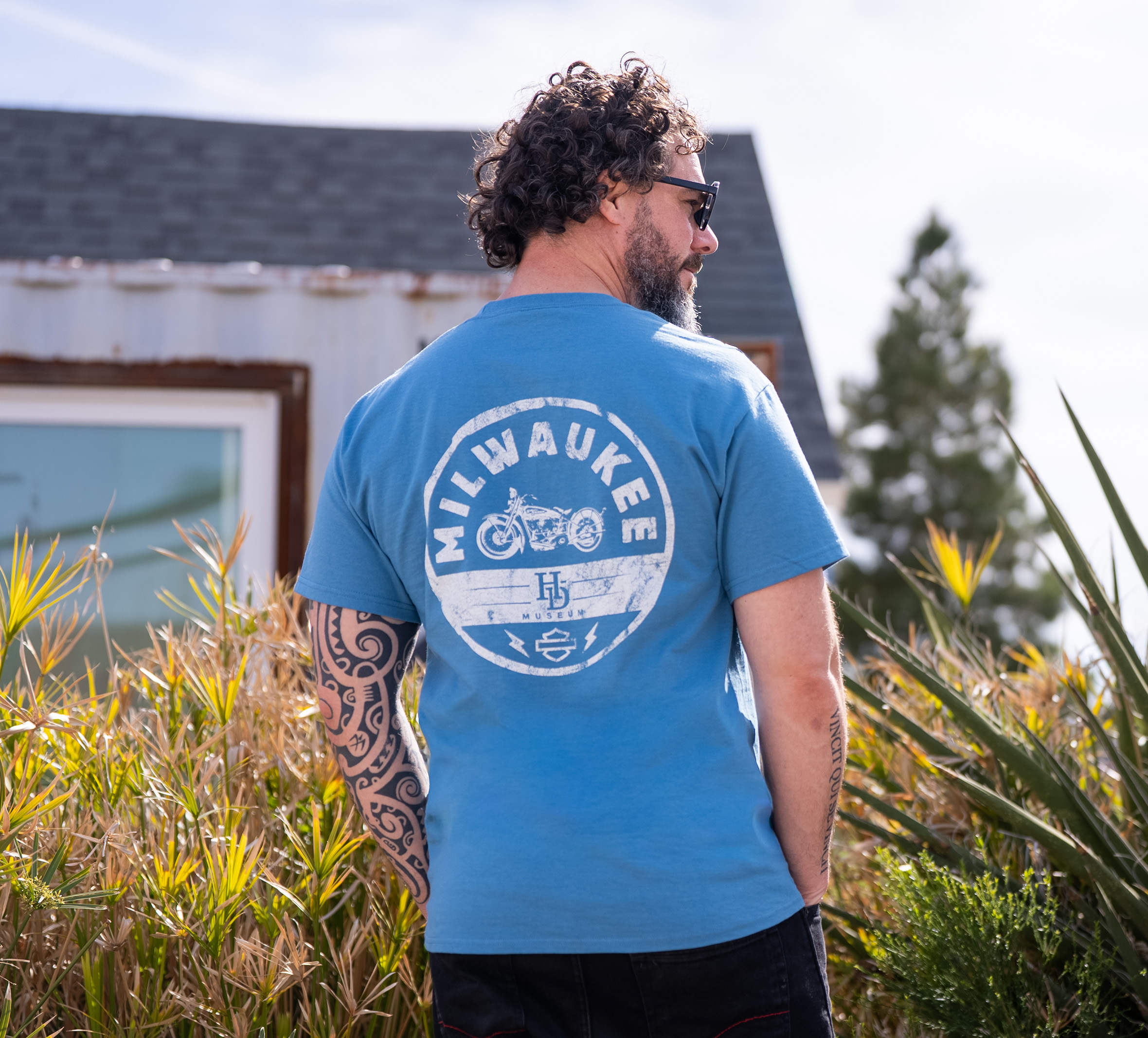 Men's Milwaukee H-D Circle Tee | Harley-Davidson USA