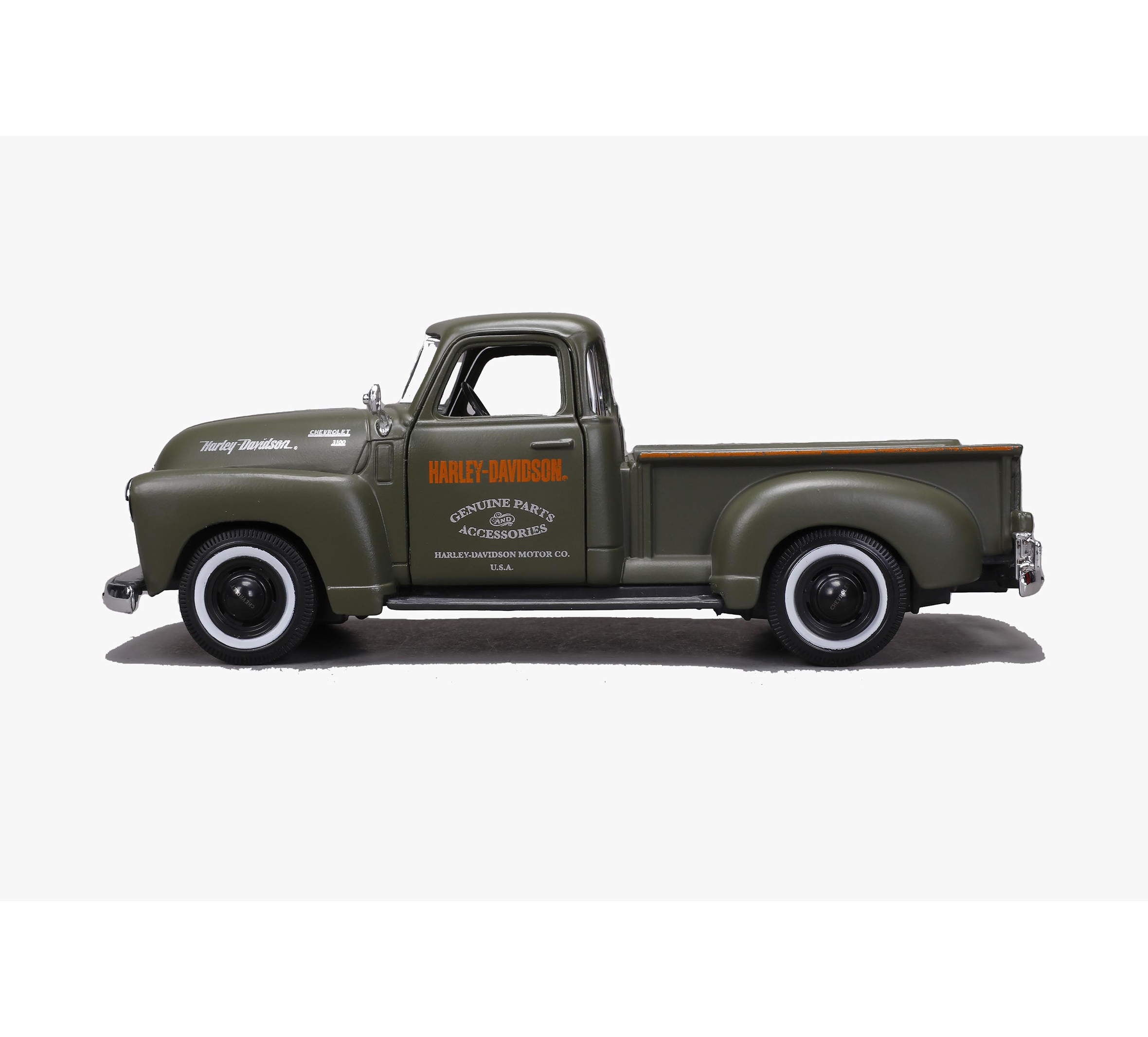 1:24 H-D '36 El Knucklehead + 1950 Chevrolet 3100 PU