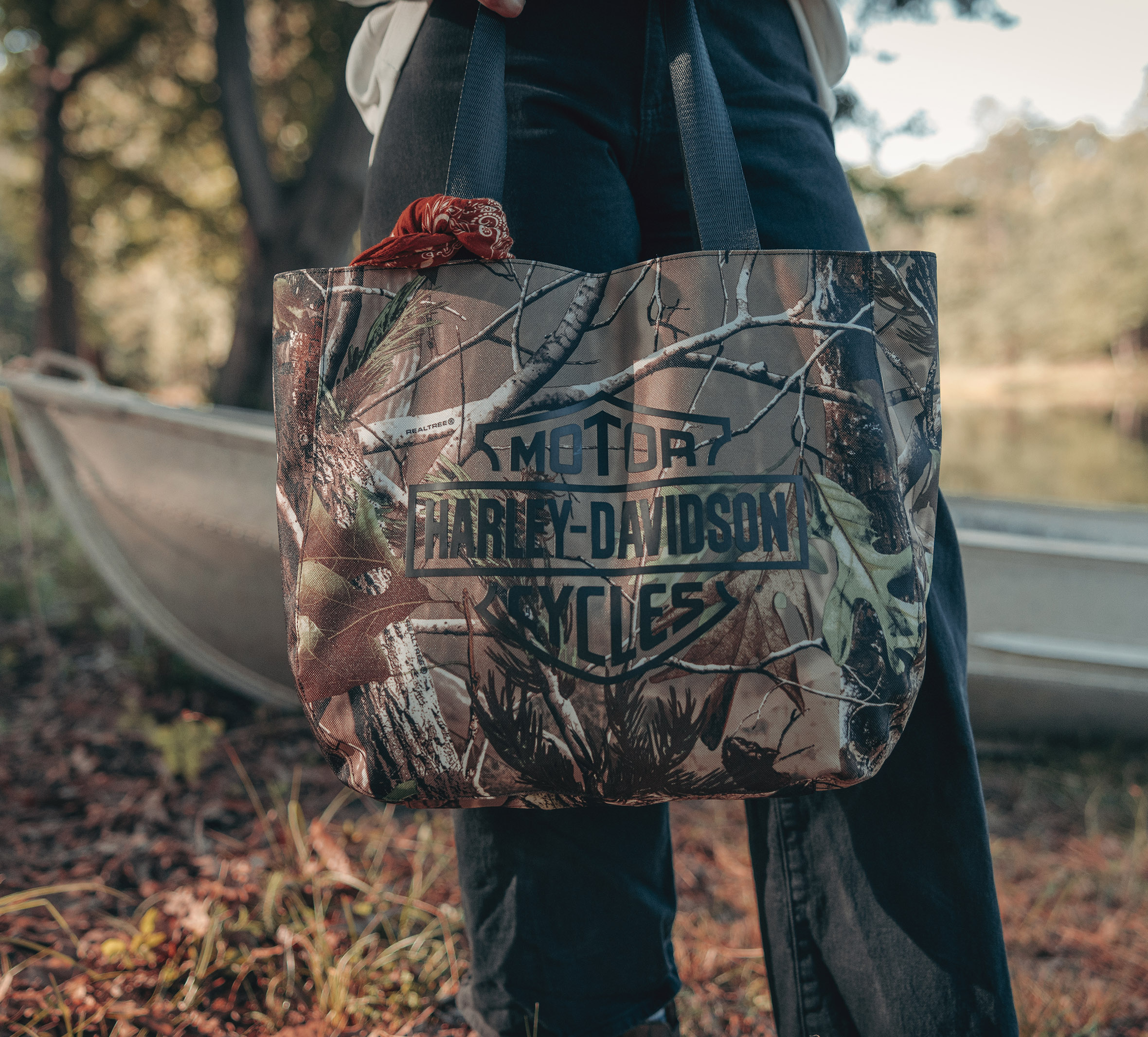 Women's H-D® Realtree® Tote