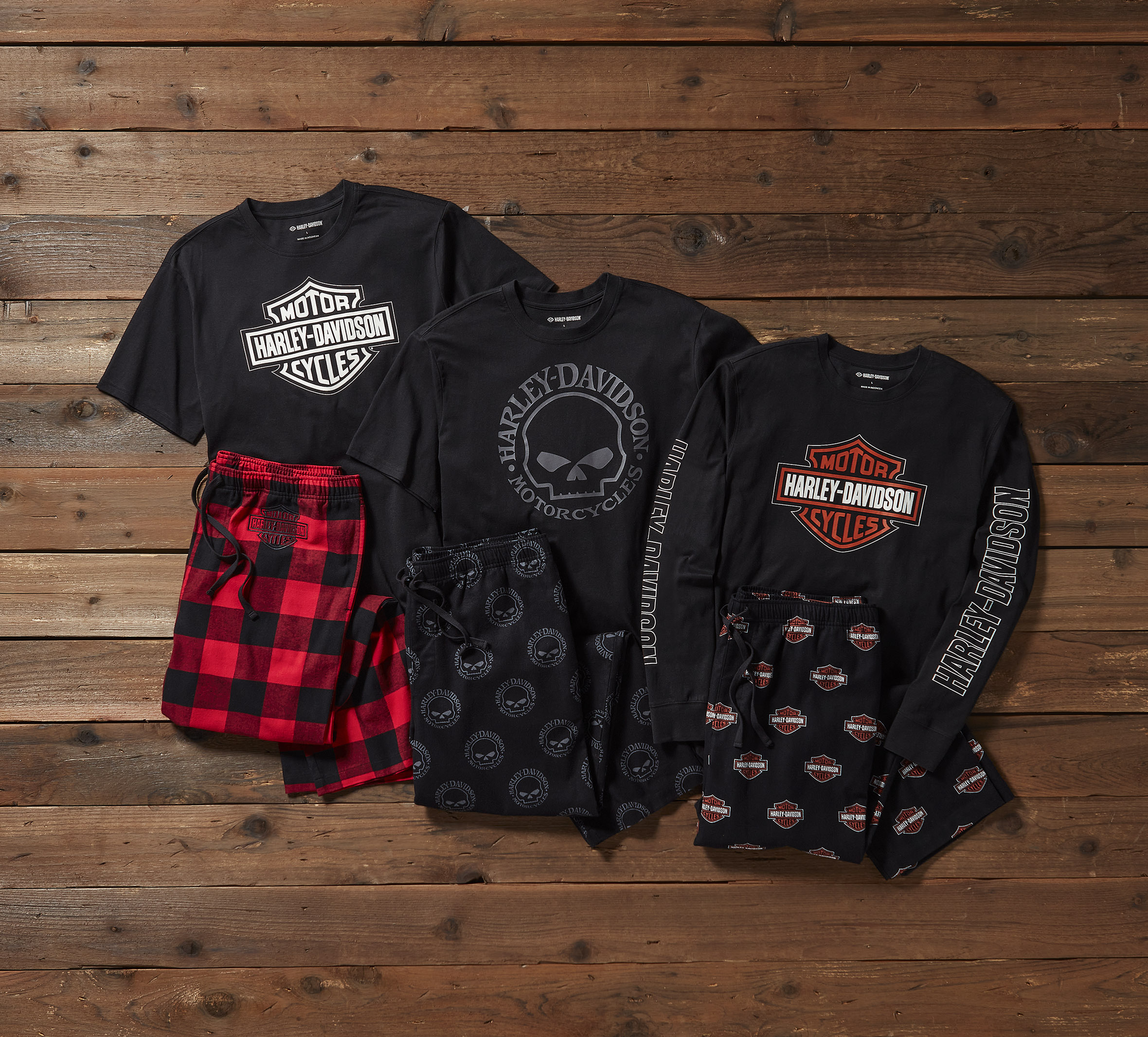Bar & Shield Short Sleeve Pajama Set