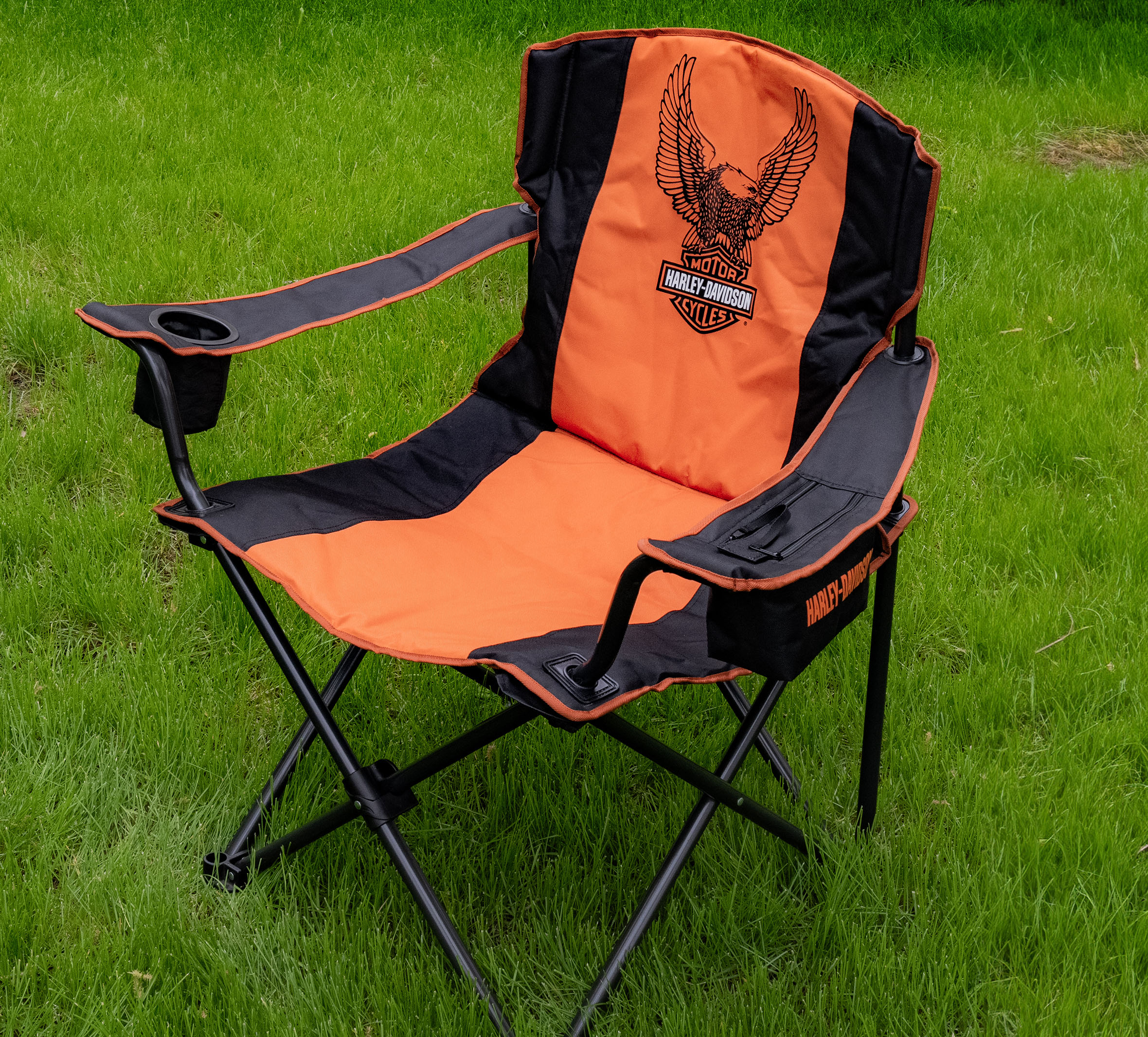 Bar & Shield Eagle Folding Chair