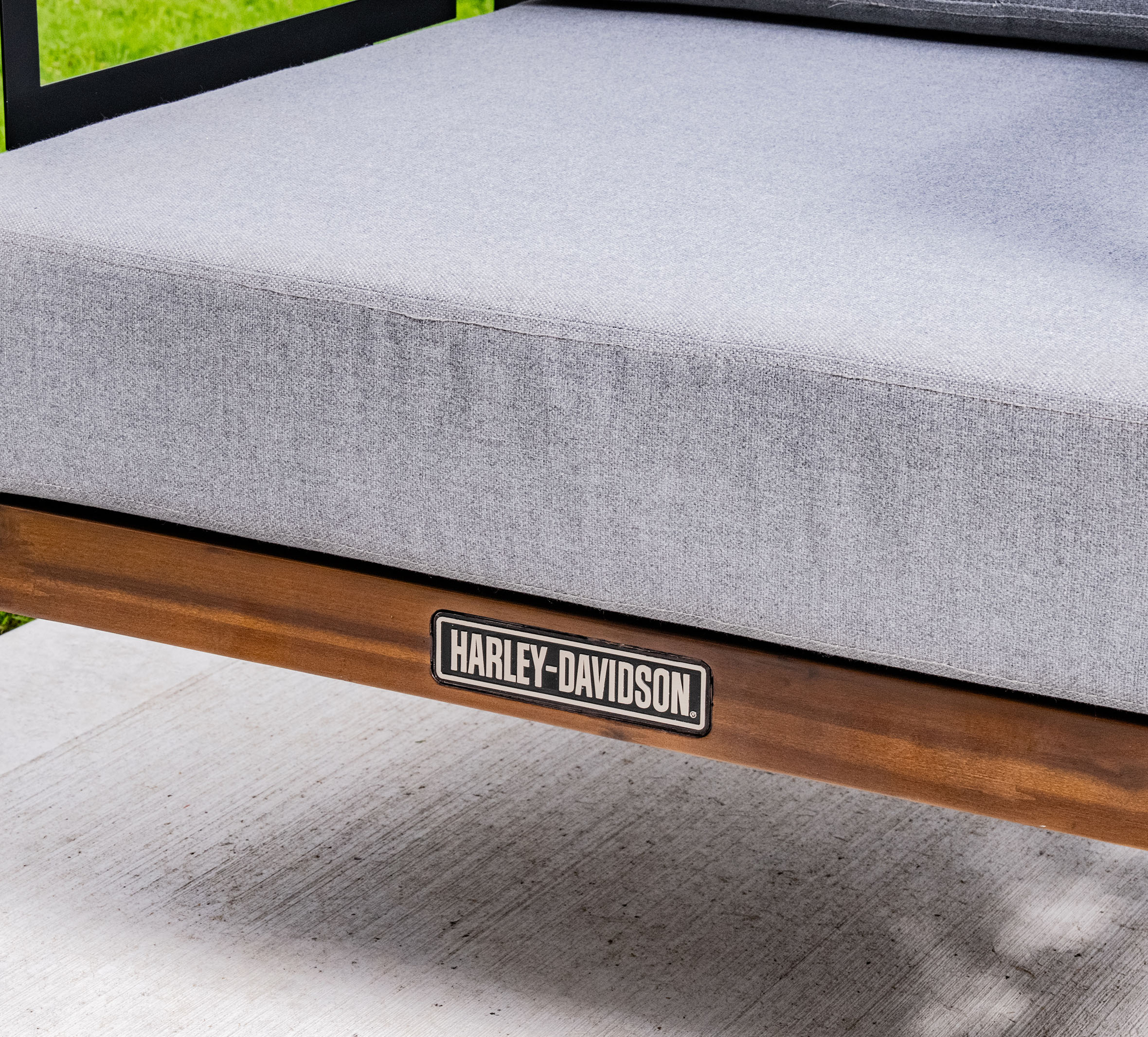 Open Bar & Shield Outdoor Chair | Harley-Davidson USA