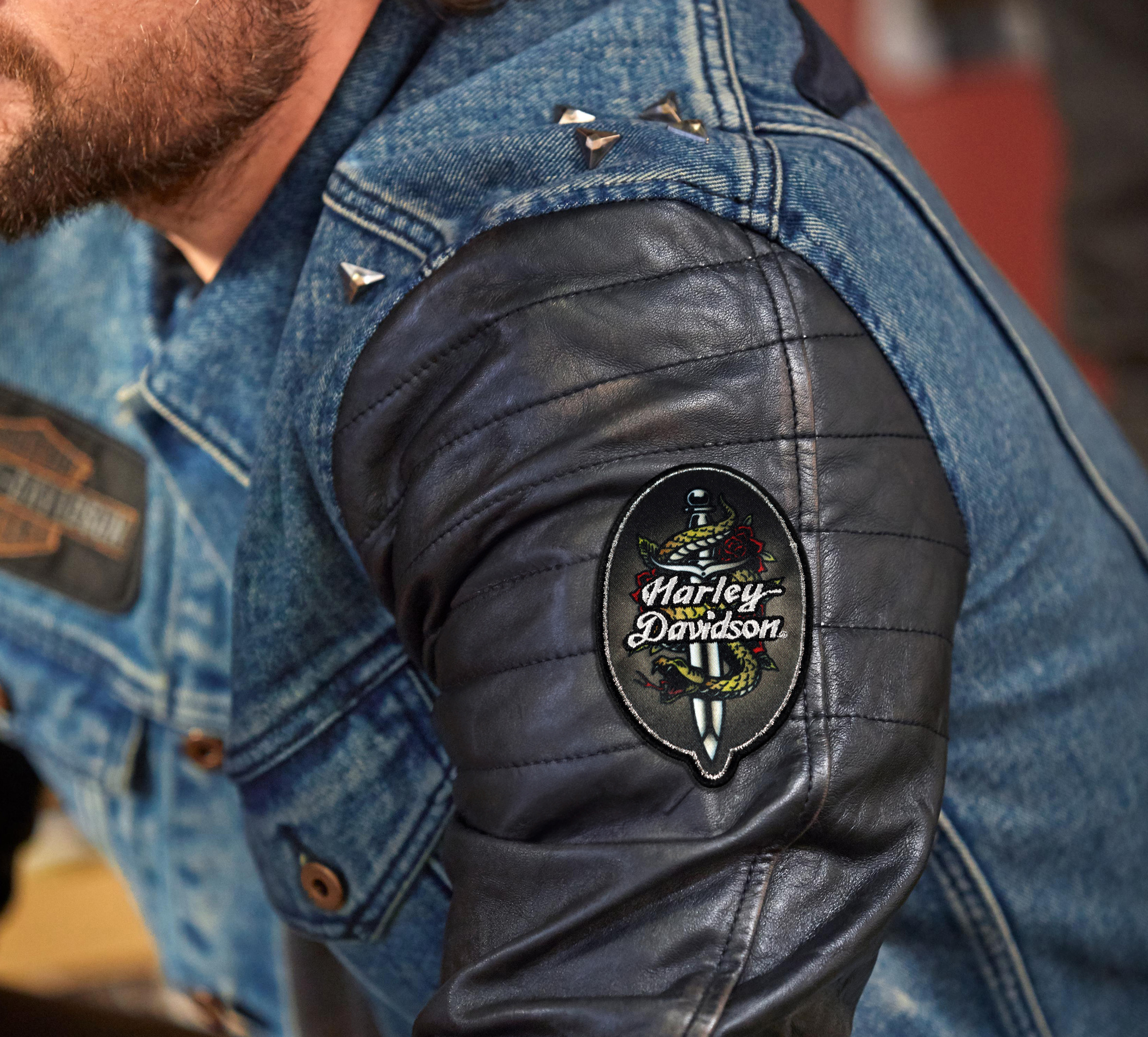 3.5” Snakes and Daggers Patch