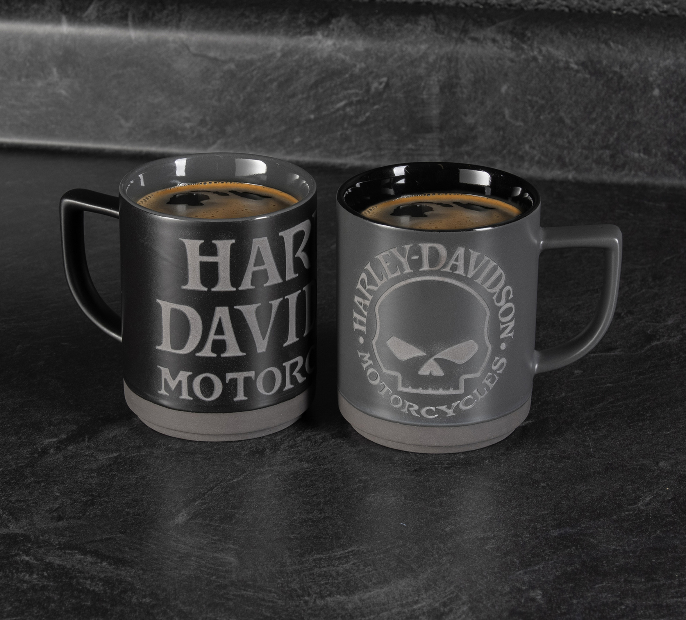 H-D Willie G. Skull Mug Set