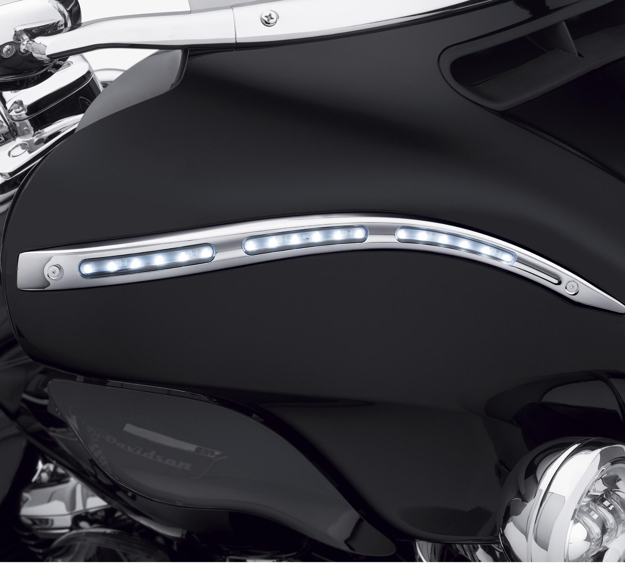 Electra Glo Illuminated Fairing Accent Trim - Chrome