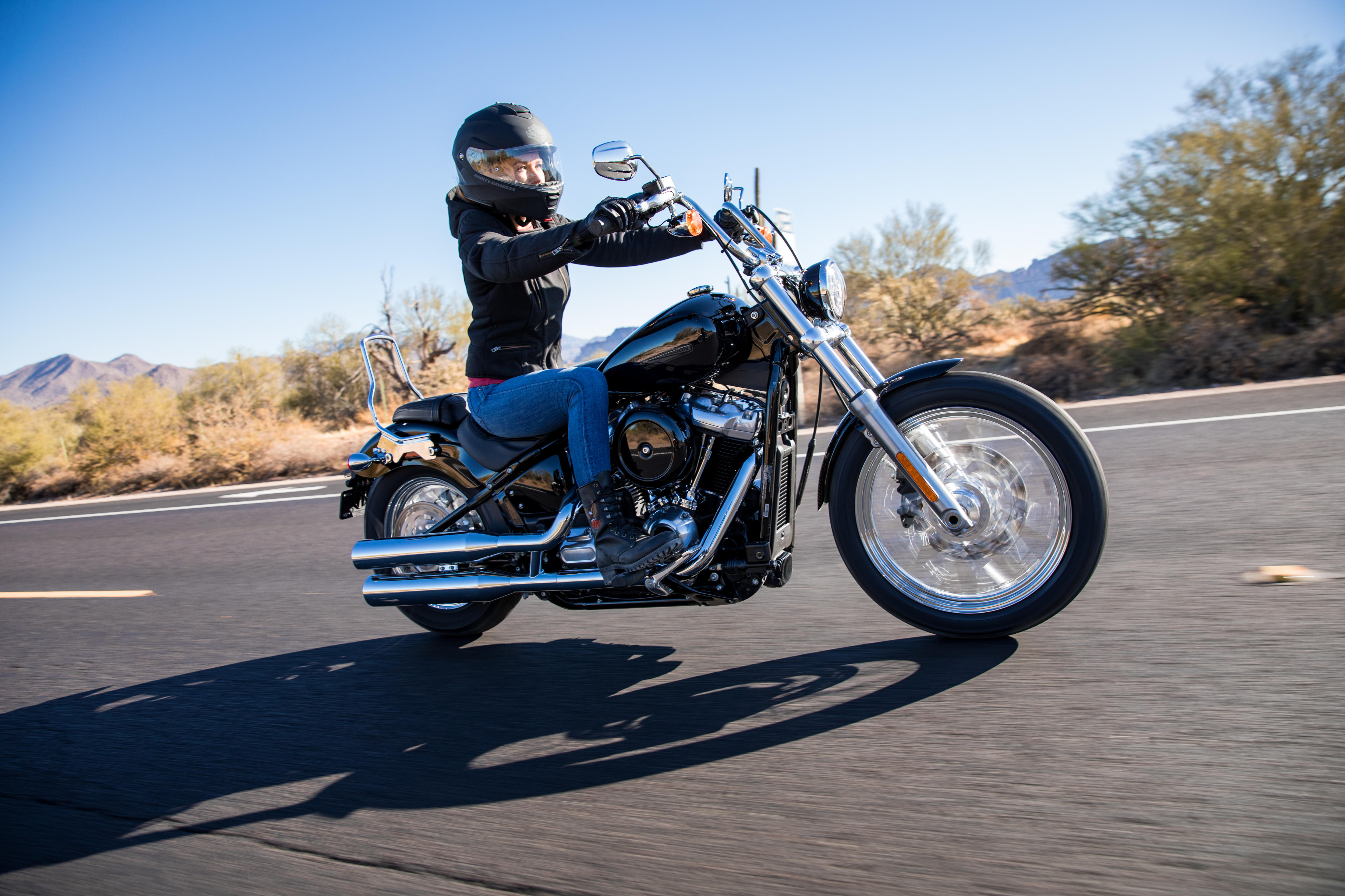 how to shift gears on a motorcycle