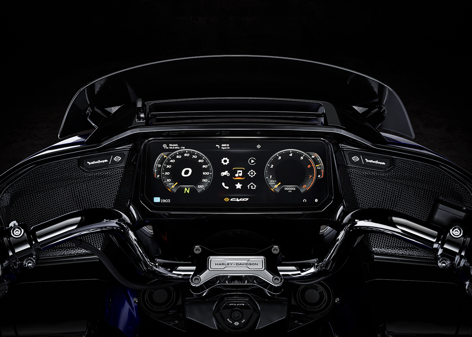 2025 Road Glide TFT screen display