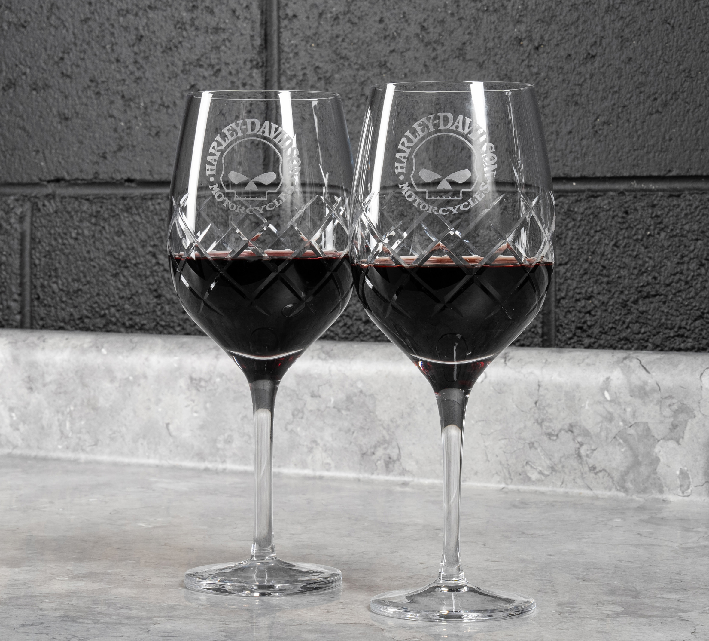 H-D Willie G. Skull Crystal Wine Glass Set | Harley-Davidson USA