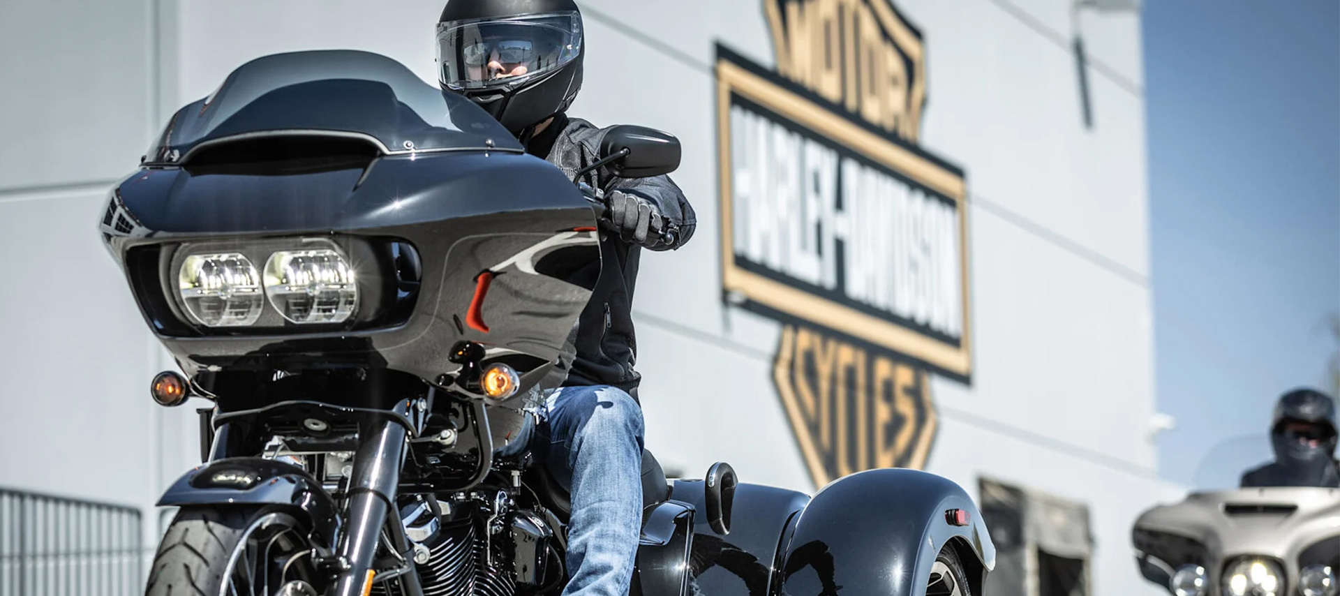 how to start a motorcycle