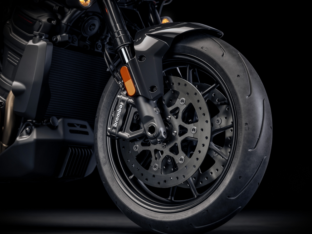 2025 Pan America 1250 ST wheel