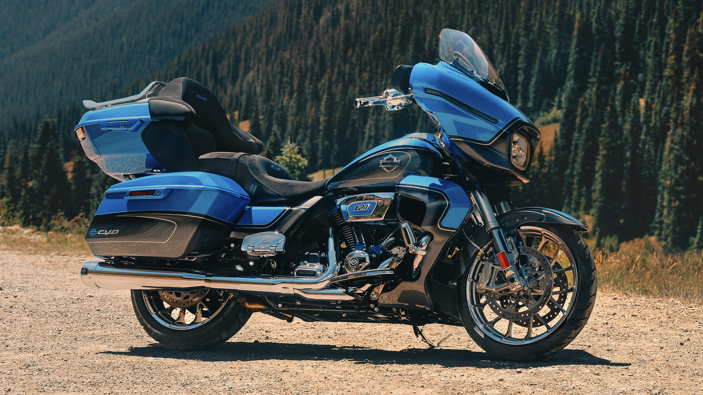 2026 CVO Street Glide Limited Beauty Shot