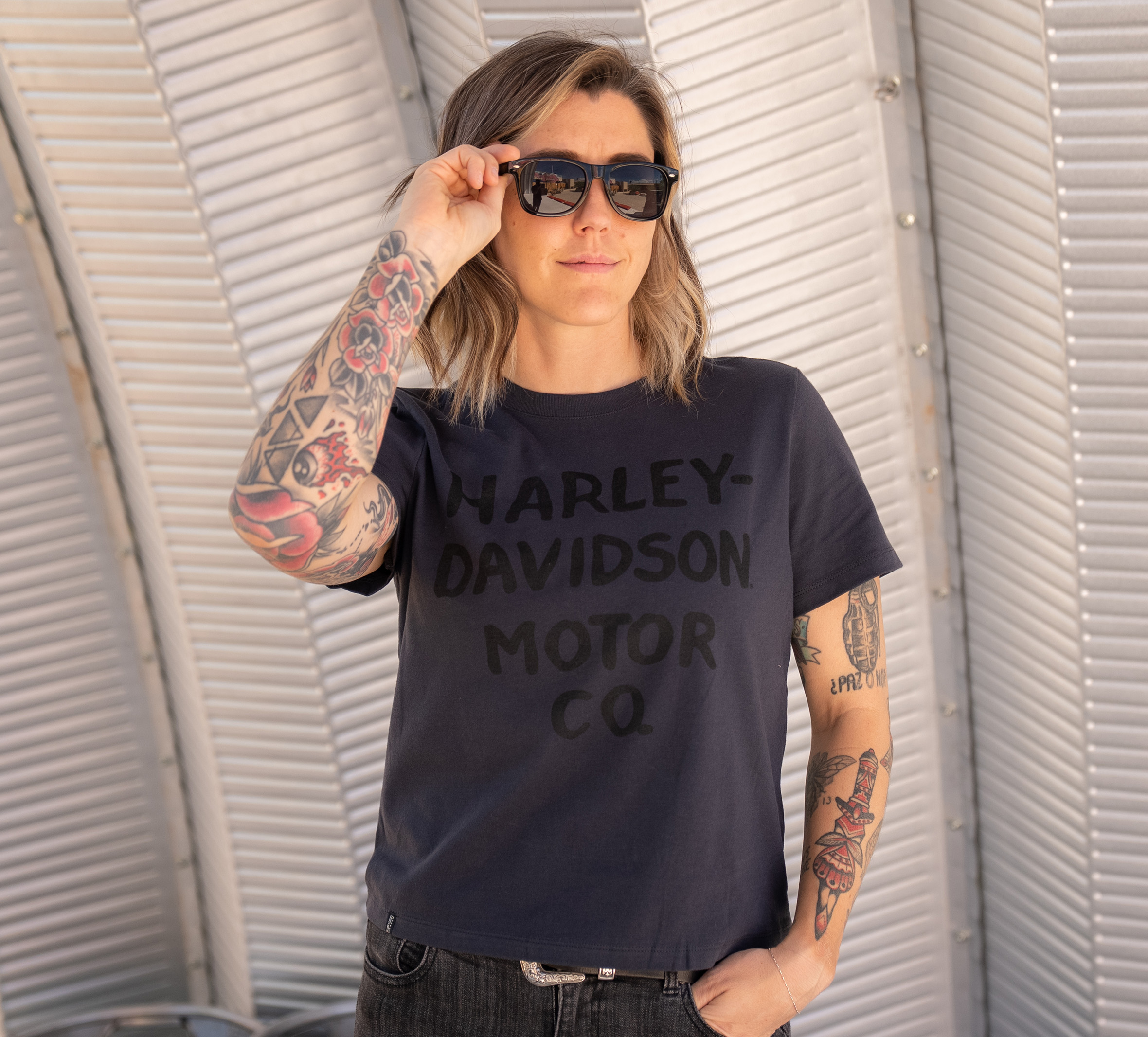 Women's Shed Font Midi Tee