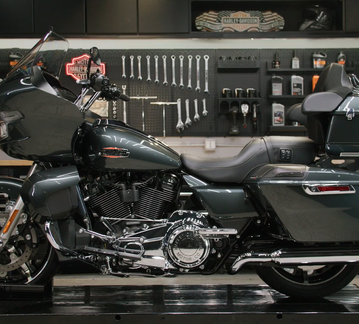 Road Glide Limited Package – Chrome