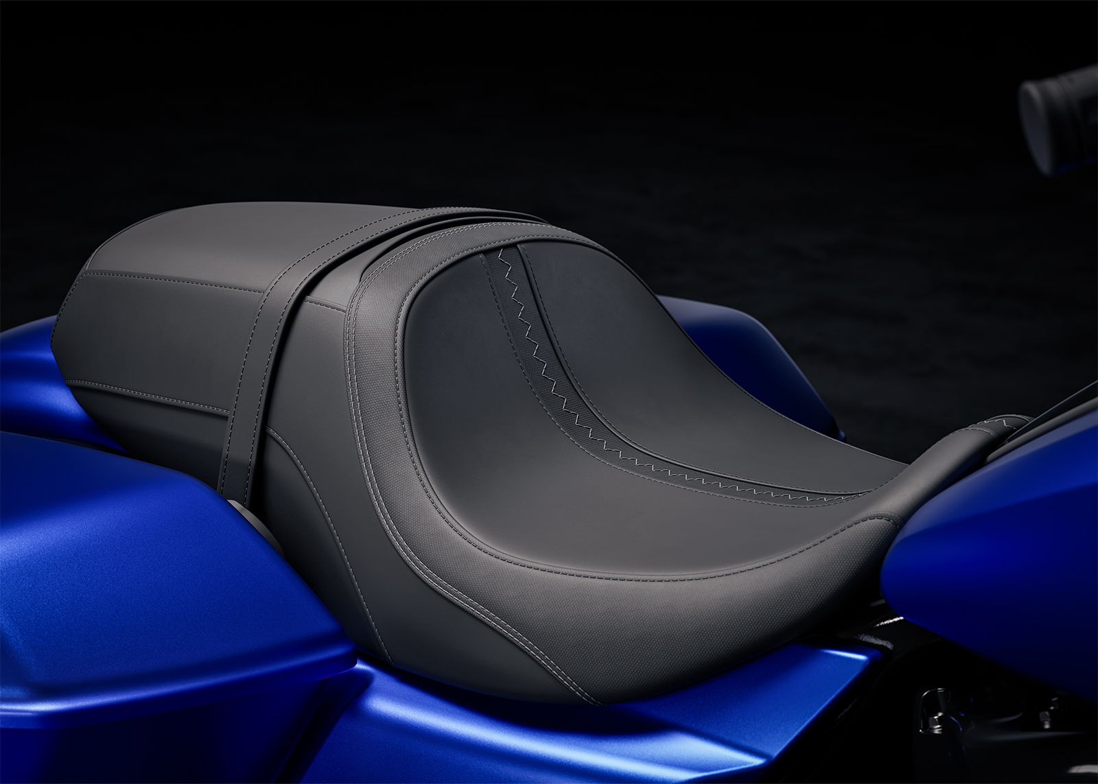 2026 Street Glide One-Piece Seat Beauty Shot