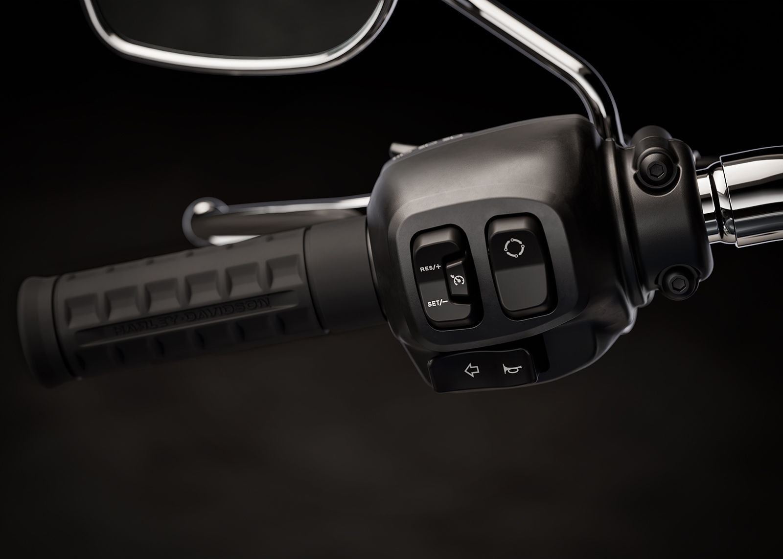 2025 Fat Boy Gray Ghost Hand Controls