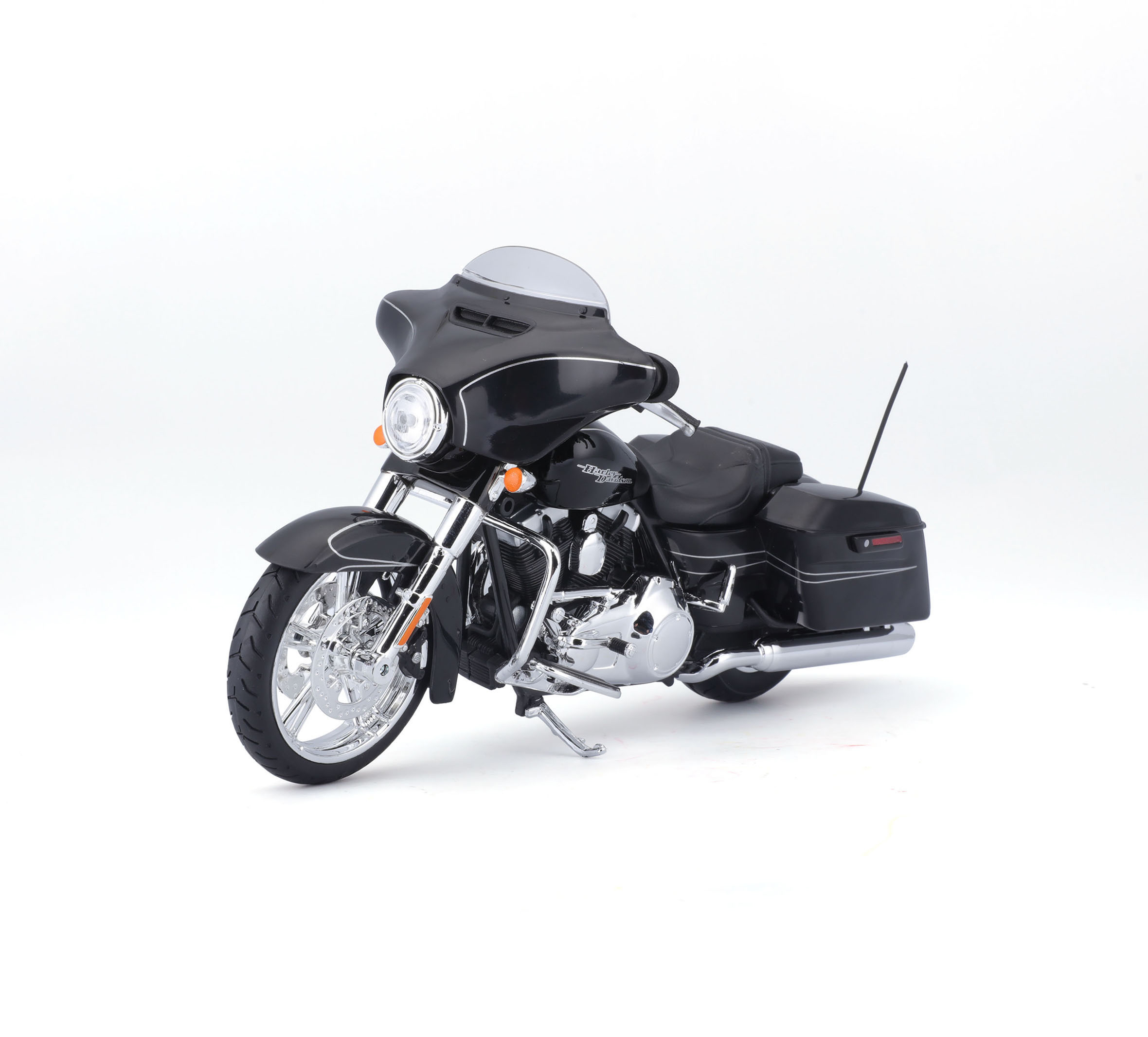 H-D 1:12 Scale Diecast 2015 Street Glide