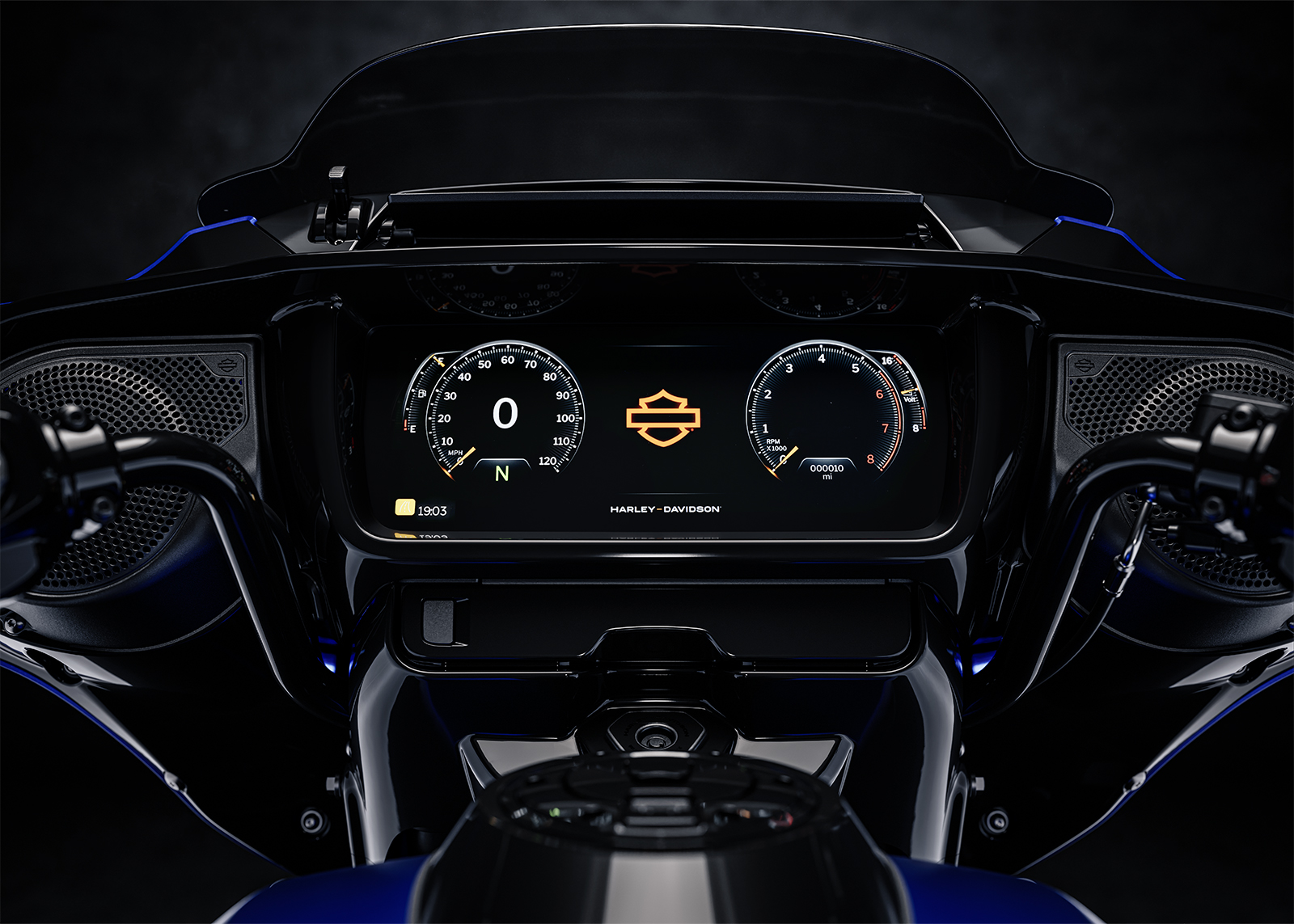 2026 Street TFT Display Beauty Shot