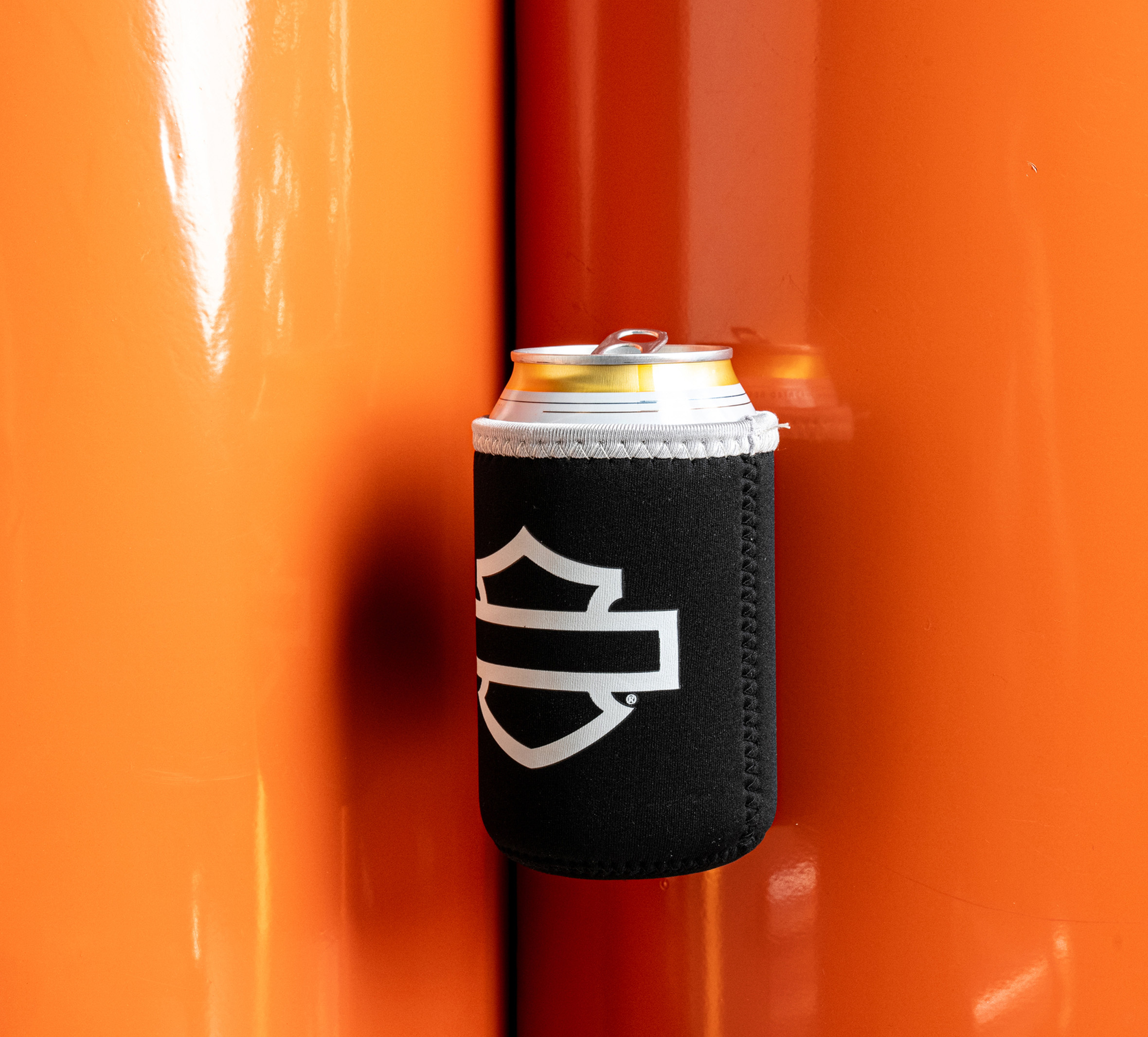 M&S Magnetic Can Cooler