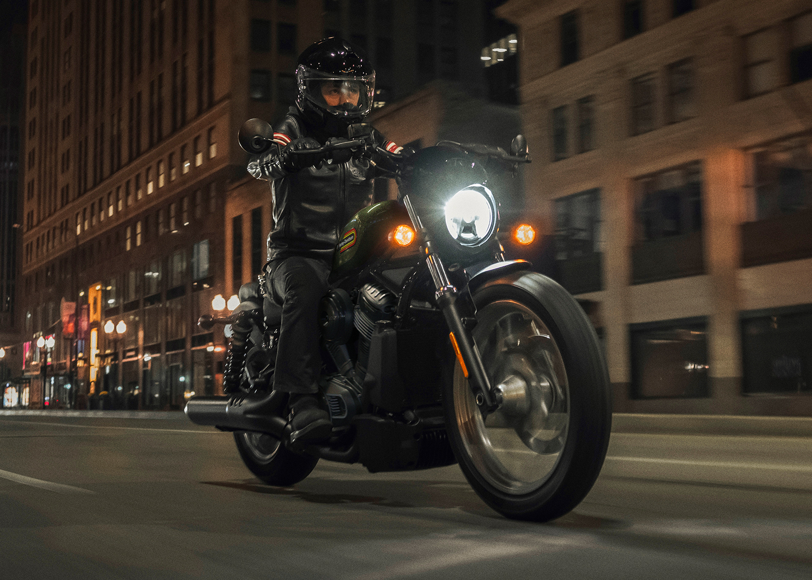 2026 Nightster Special riding shot