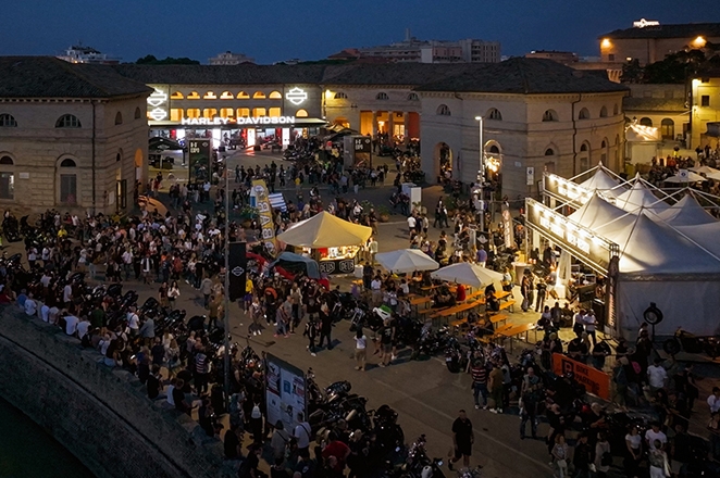 crowd-tents-h-d-event