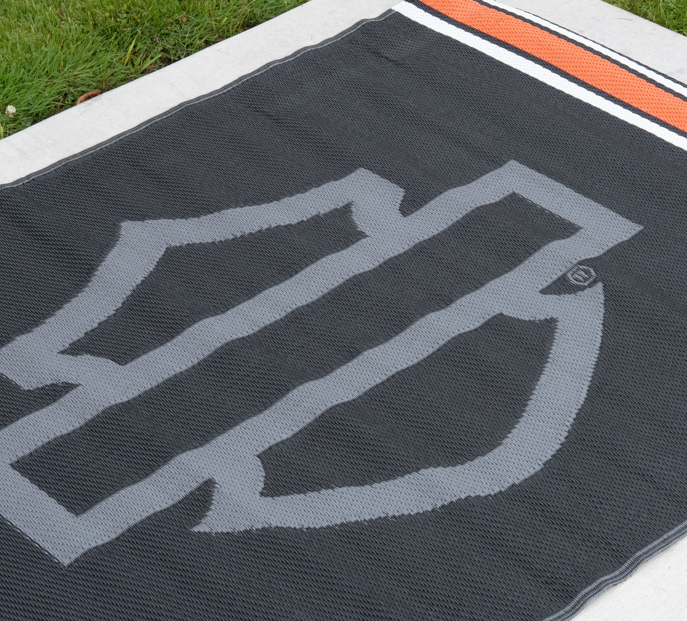 Open Bar & Shield Outdoor Rug