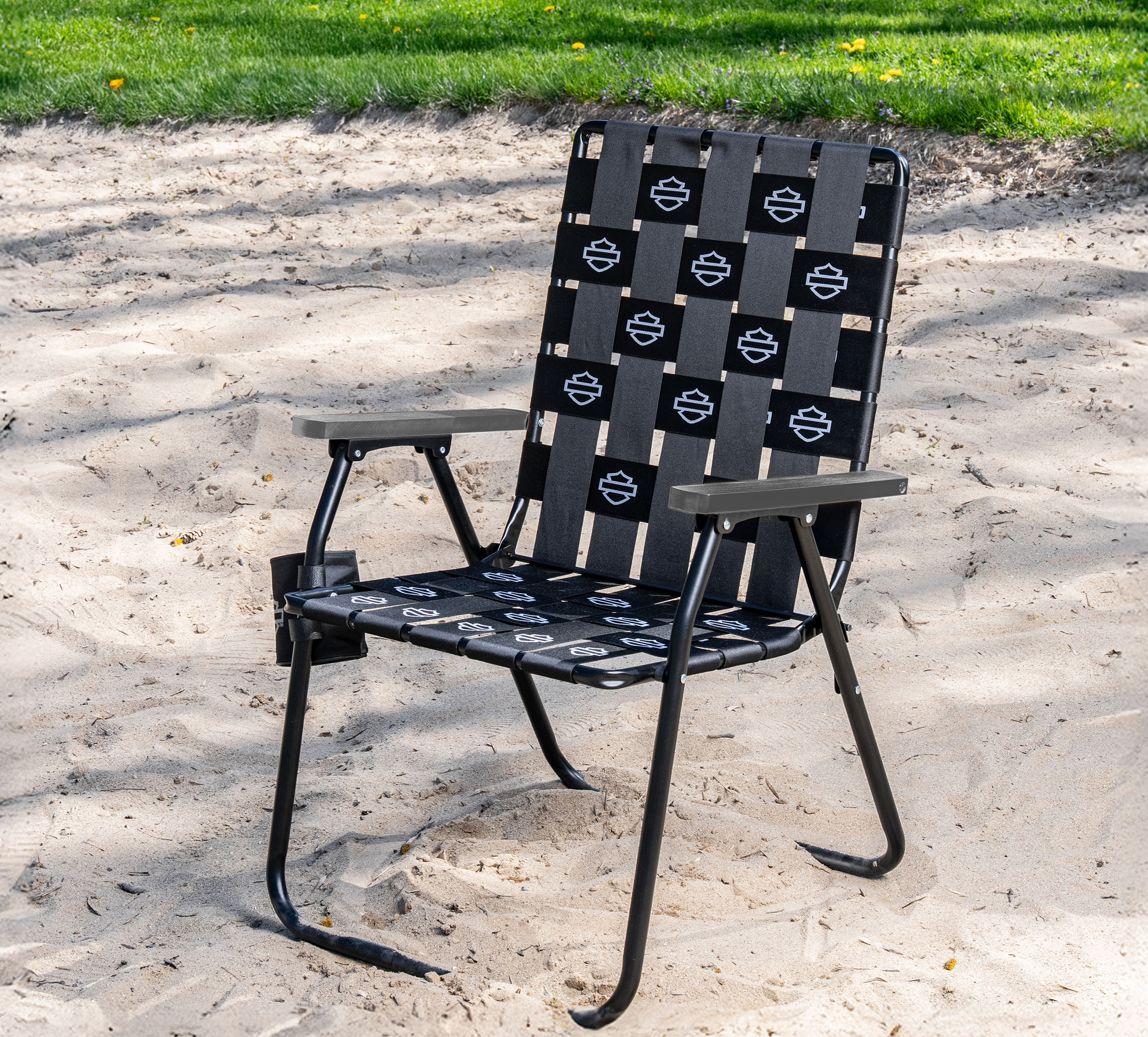 Open Bar & Shield Folding Chair
