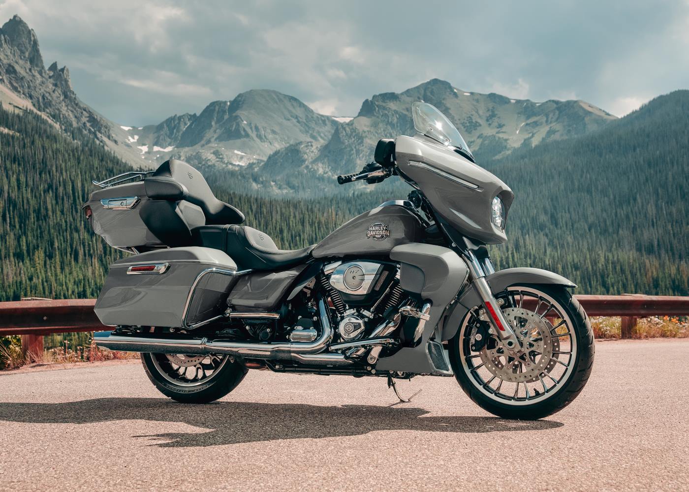 2026-street-glide-limited-beauty-ls-1