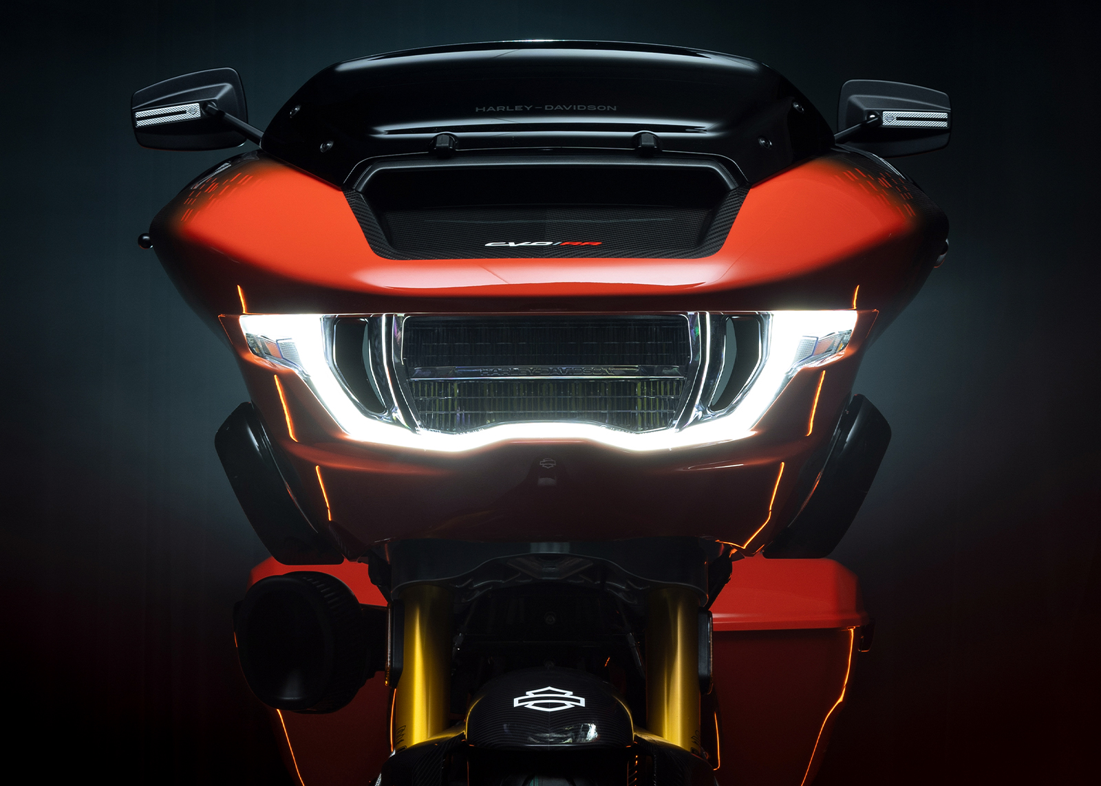 2025 CVO Road Glide RR Signature LED Lighting