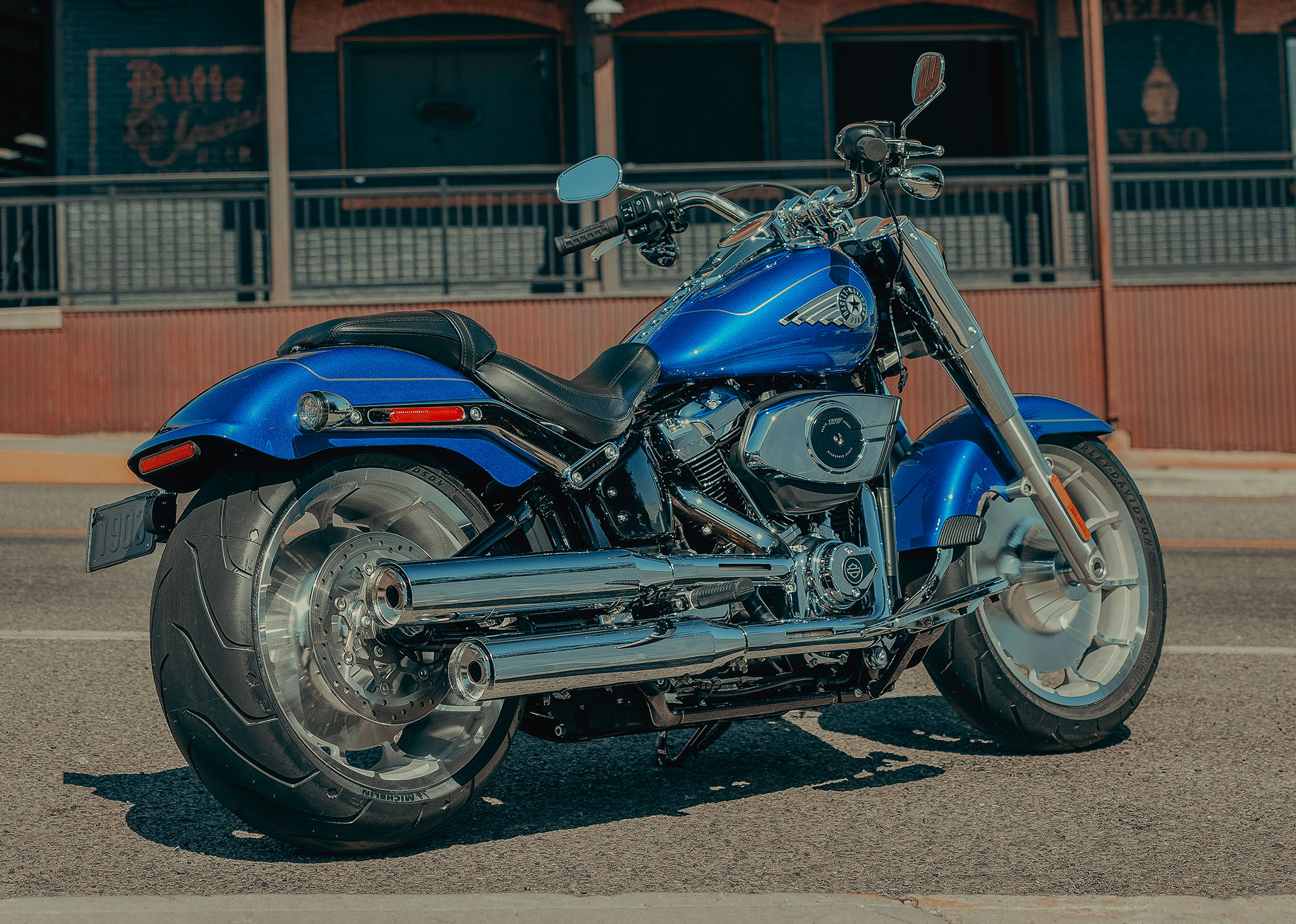 2025 Fat Boy Beauty Shot