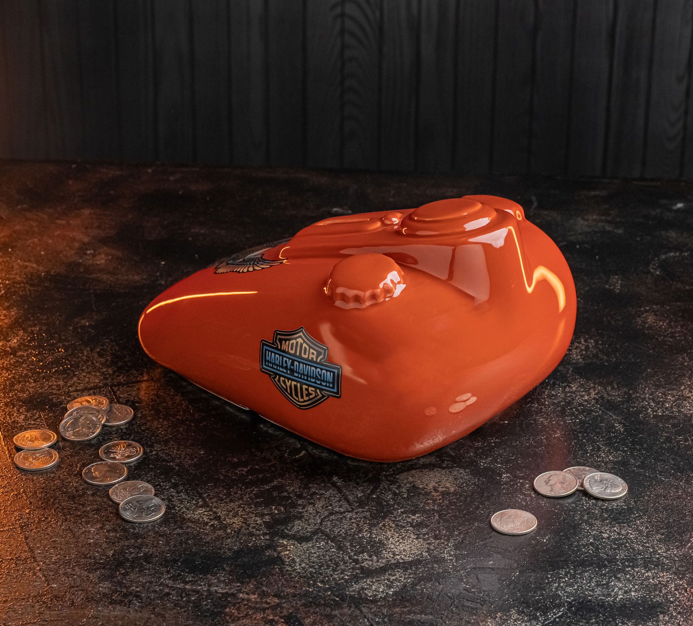 H-D Vivid Bar & Shield Eagle Tank Bank