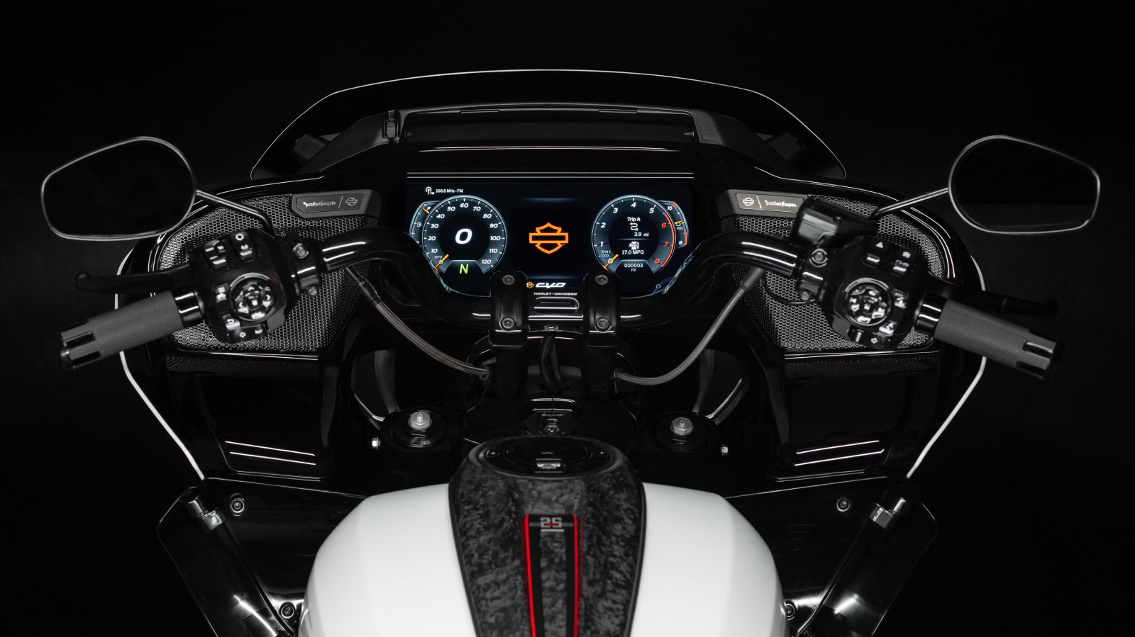 Prezentační snímek motocyklu CVO Road Glide ST