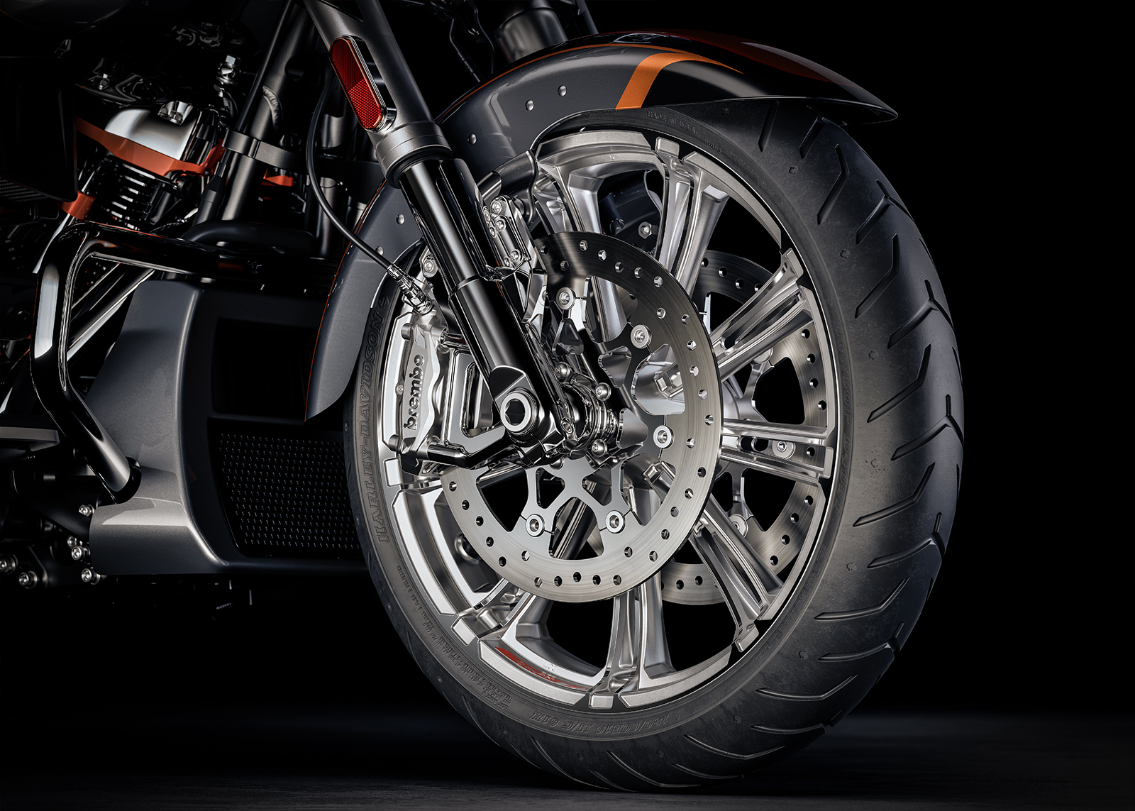 Roues en aluminium coulé à neuf rayons chrome du modèle CVO Street Glide 2026