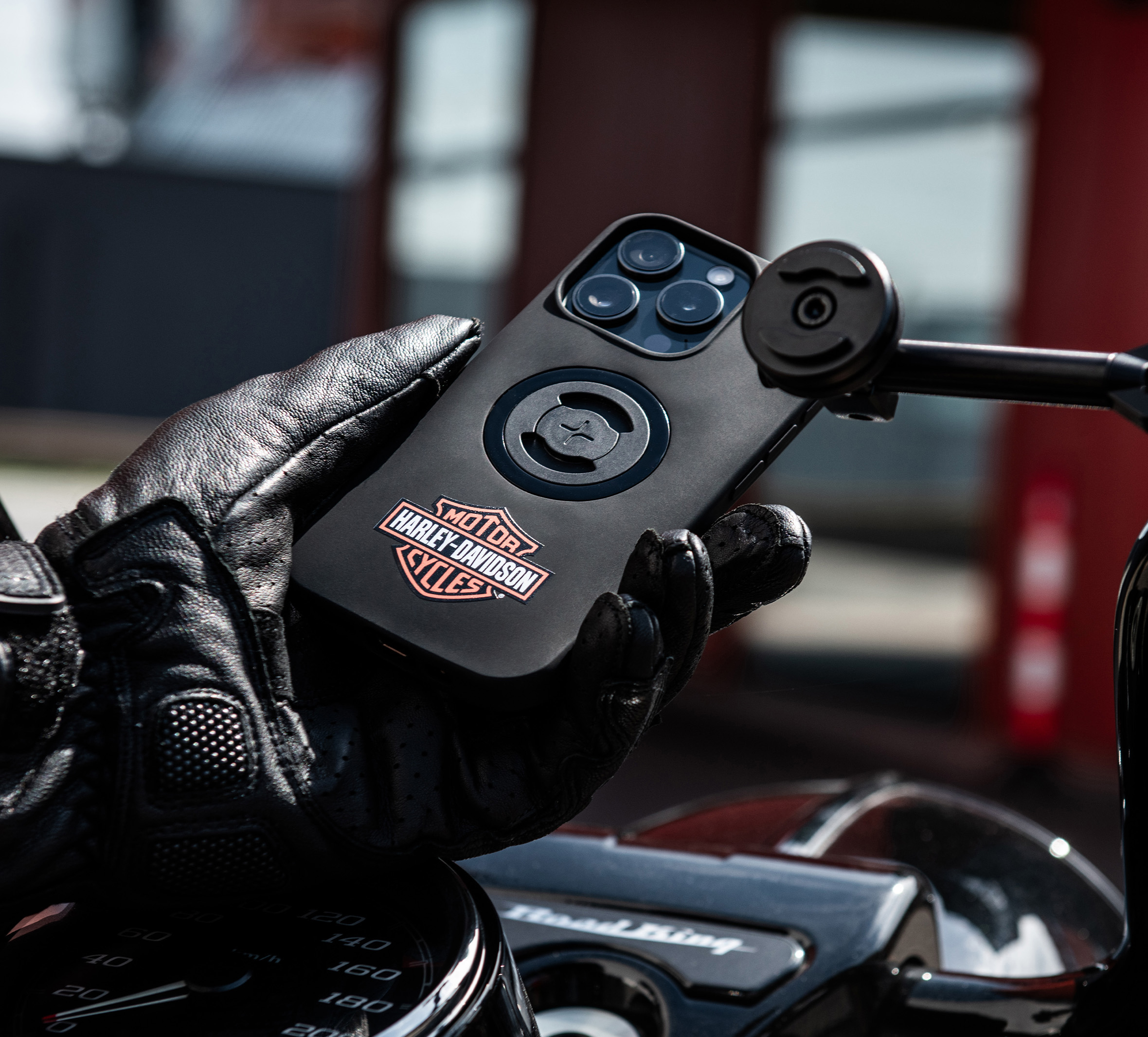 Coque pour téléphone intelligent Harley-Davidson - Bar & Shield classique - iPhone 14