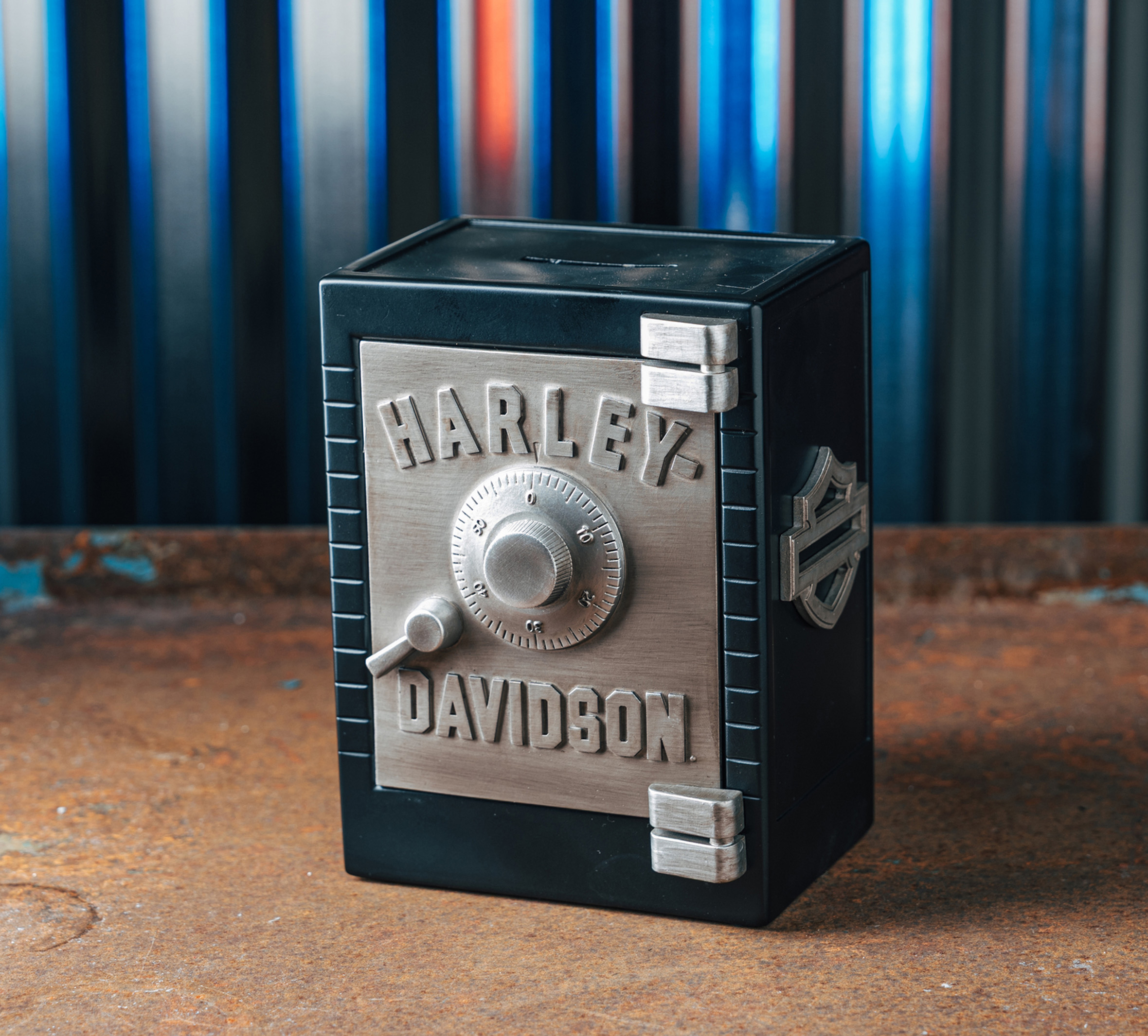 H-D Safe Bank