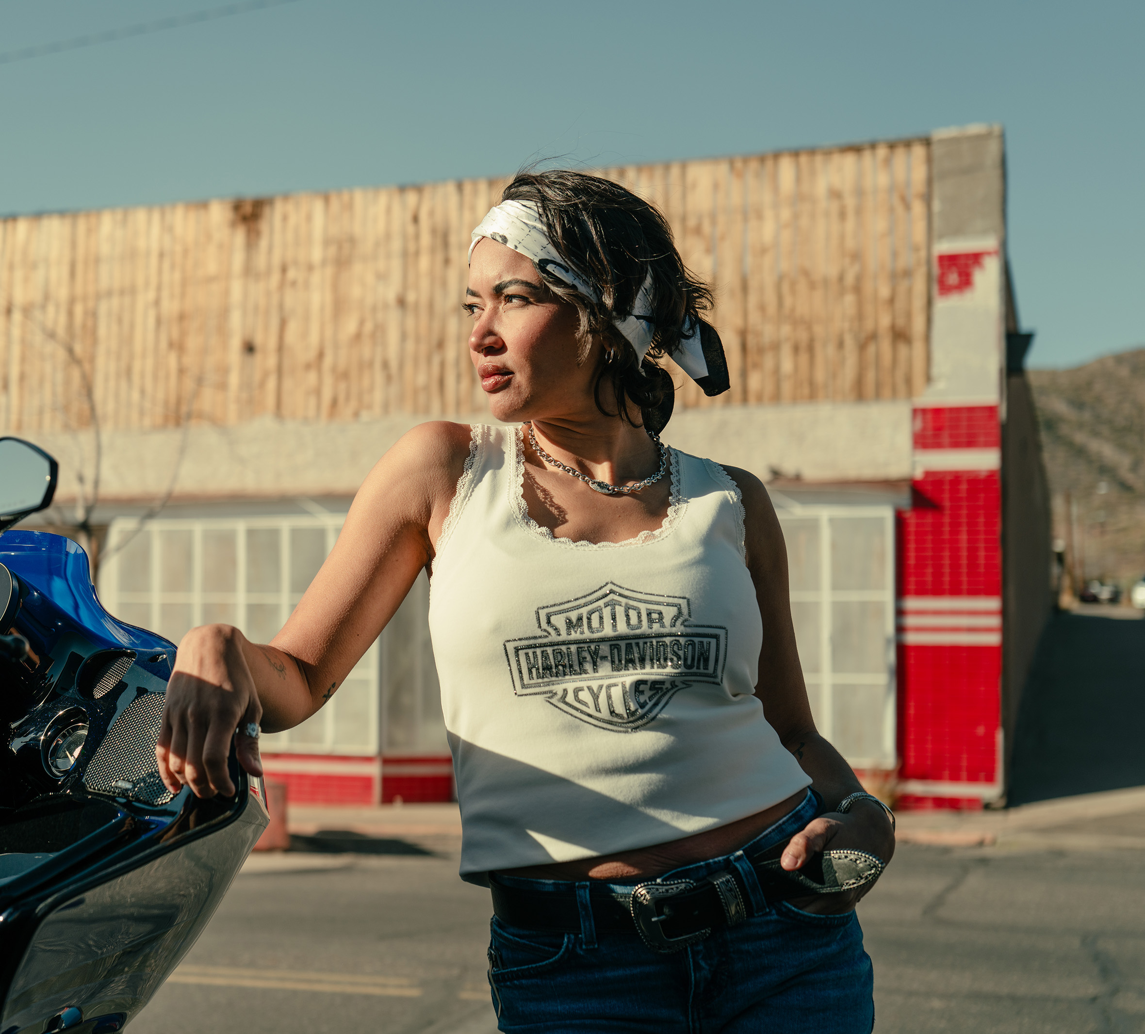 Women's Essential Bling Lace Trim Tank