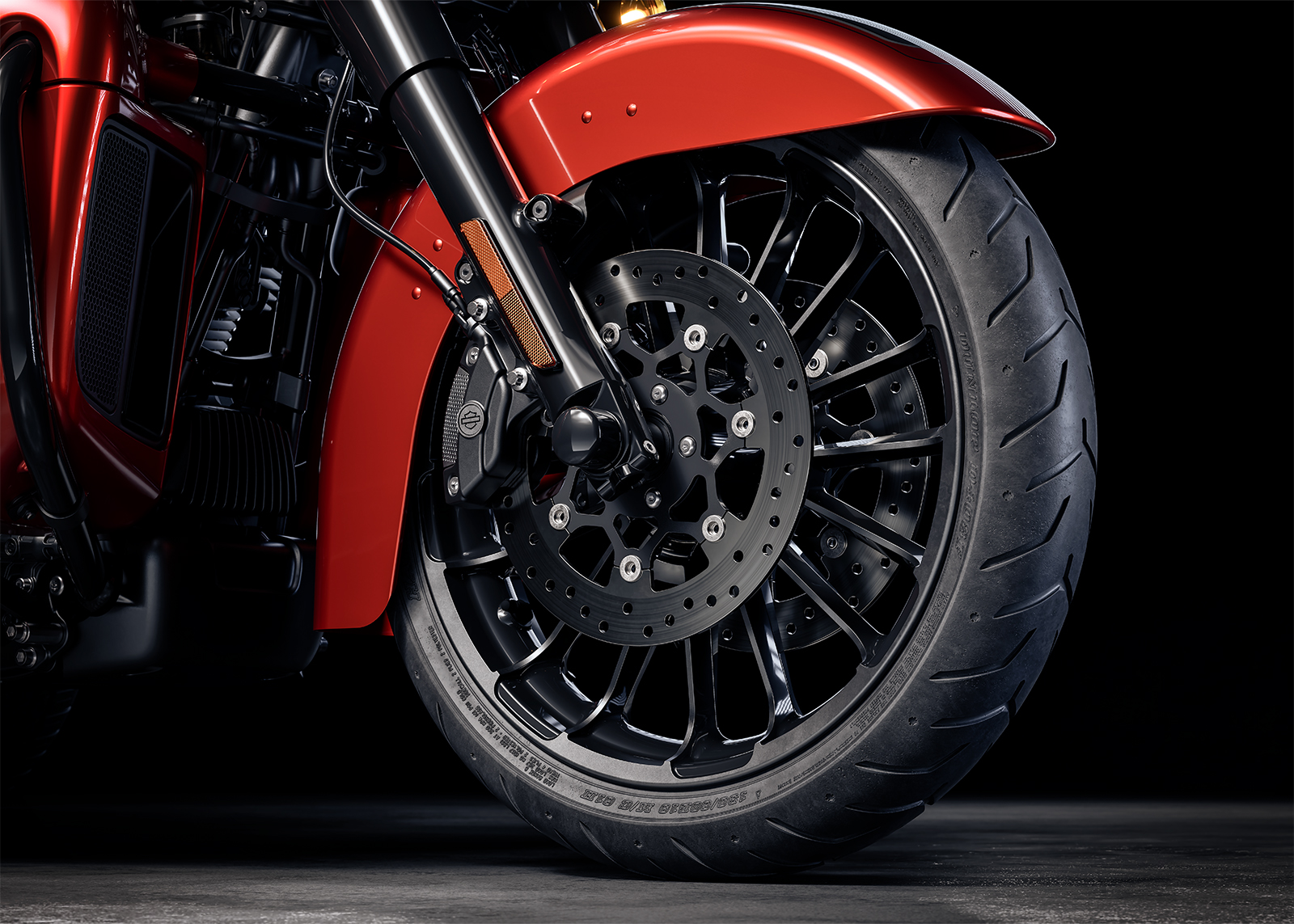 2025 Tri Glide Ultra motorcycle Wheels