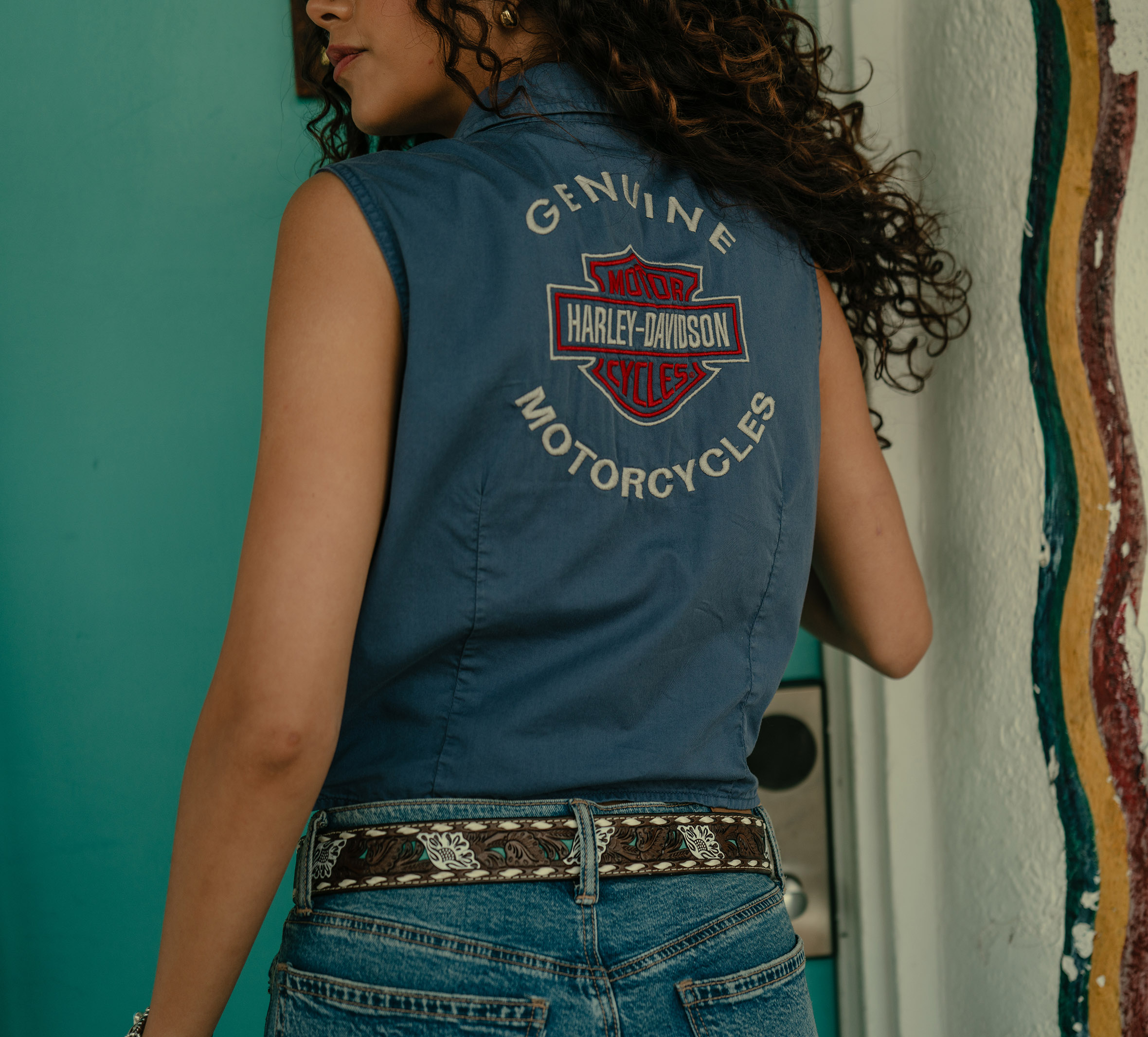 woman wearing Women's H-D Essential Tie Front Top