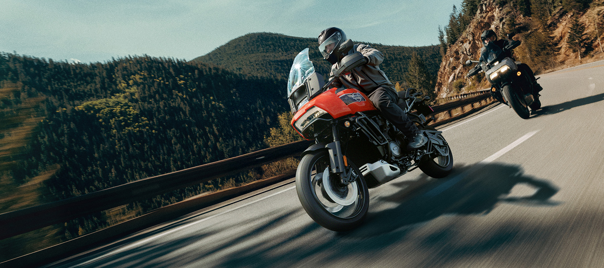 2026 Pan America 1250 Special rijdend