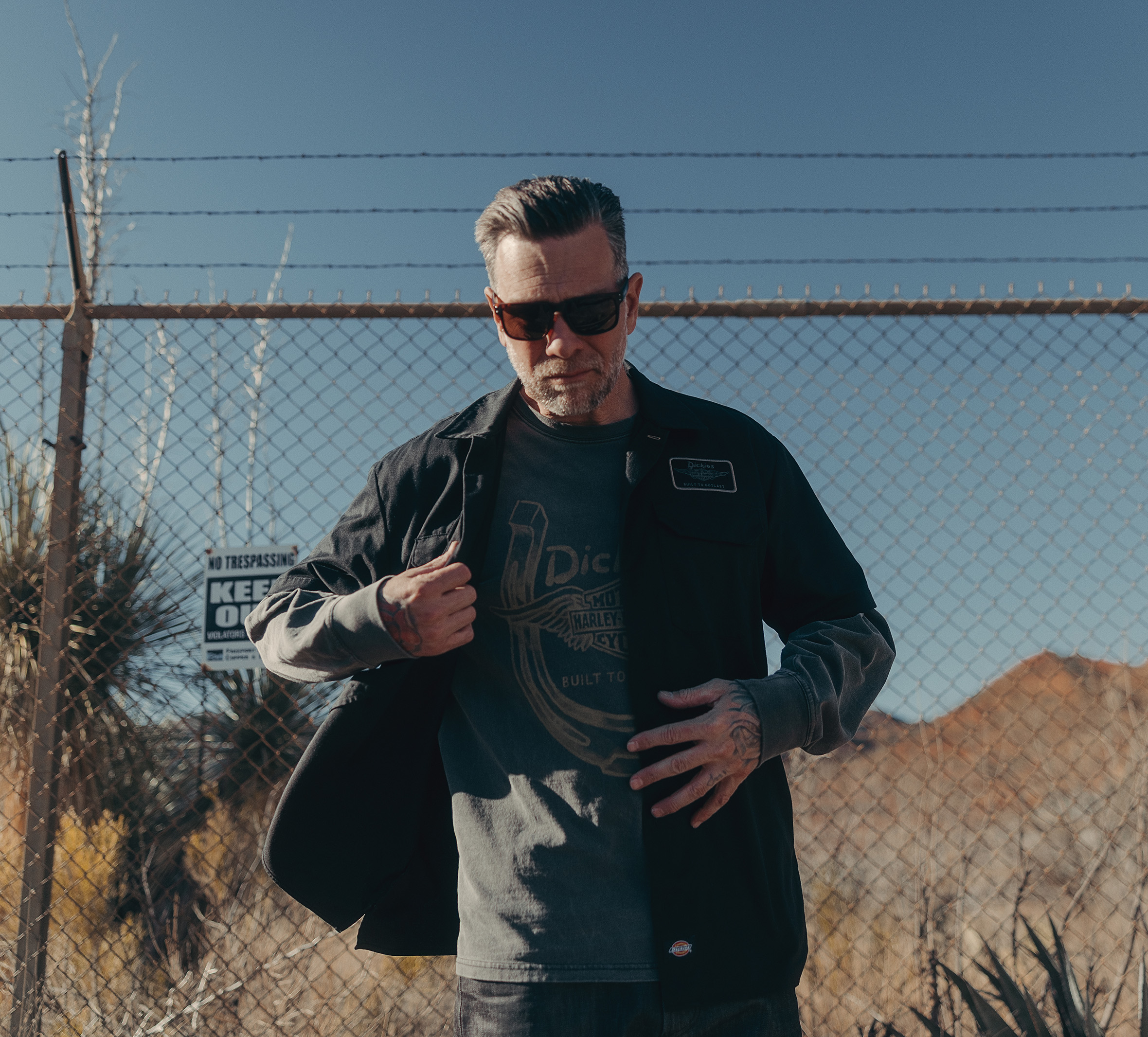 Dickies x H-D Winged Horseshoe Long Sleeve Tee para hombre